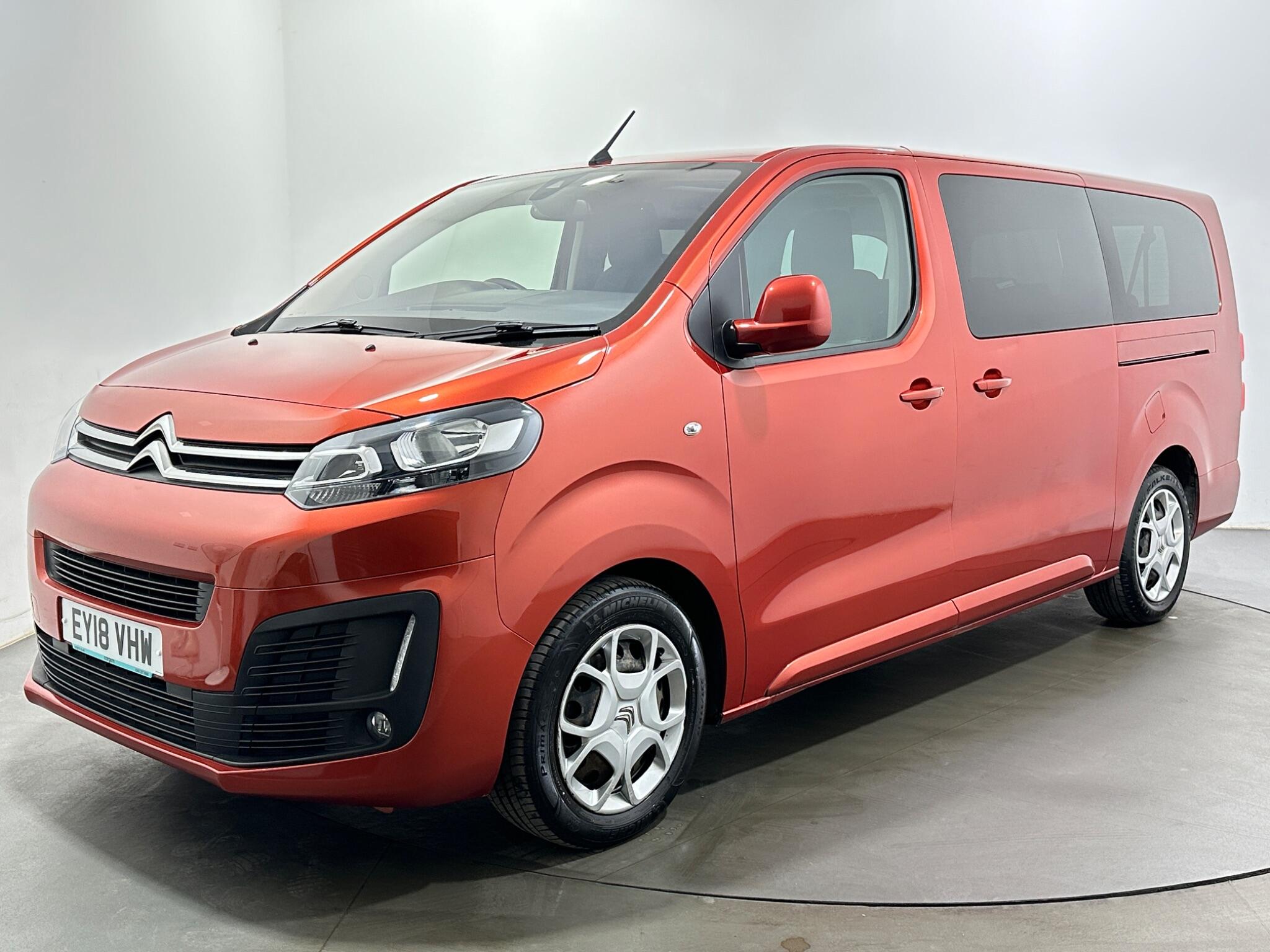 Citroen Spacetourer view 4