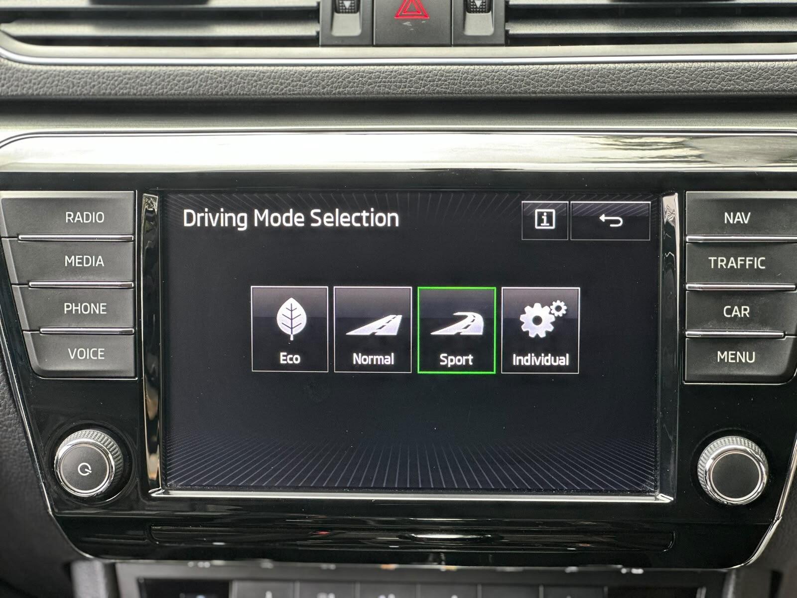 Skoda Superb view 19