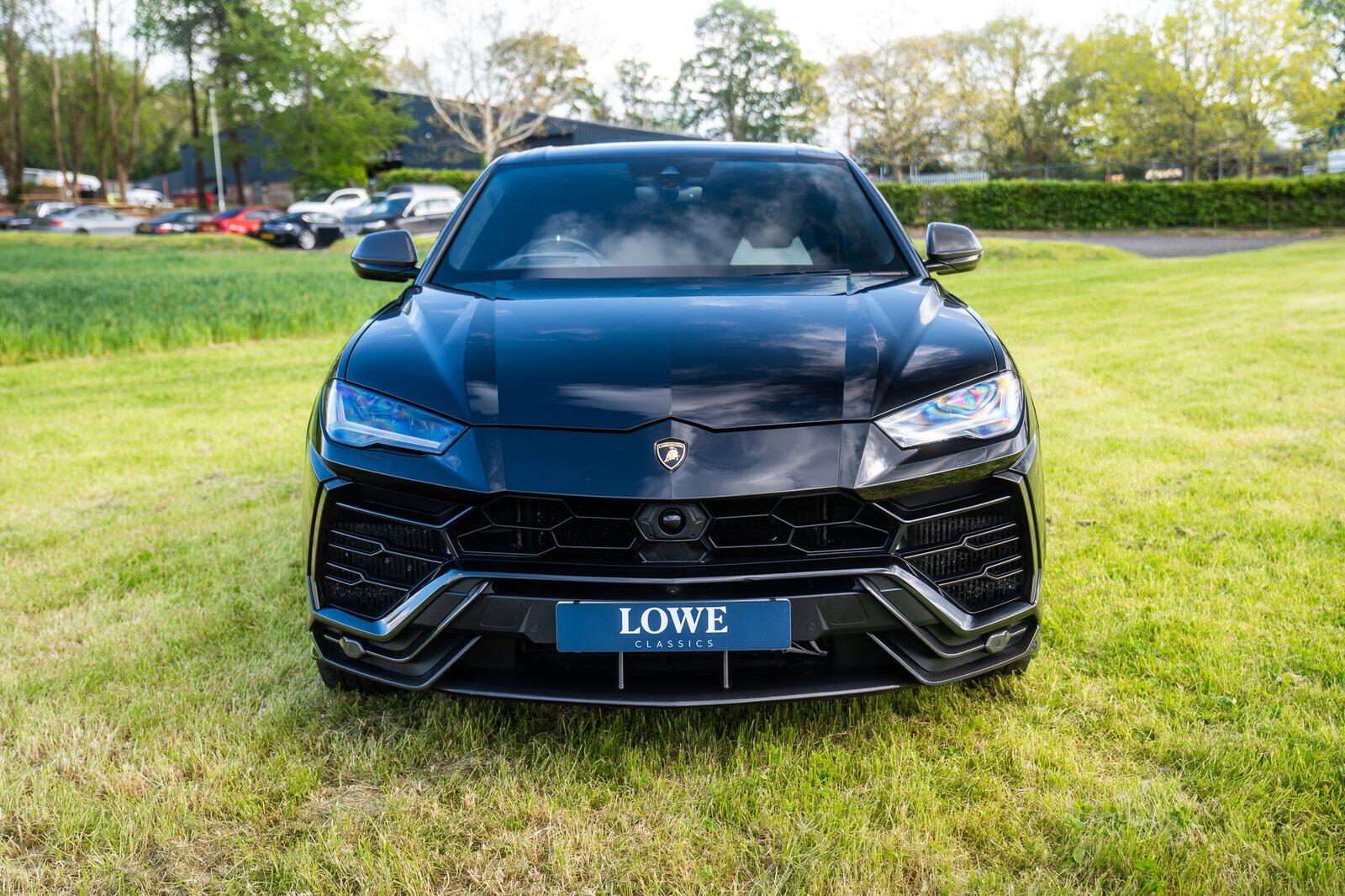 Lamborghini Urus view 2