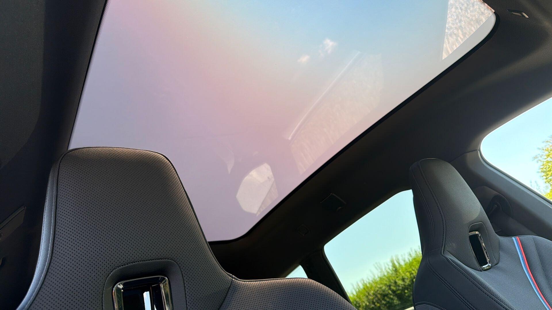 BMW Ix view 21