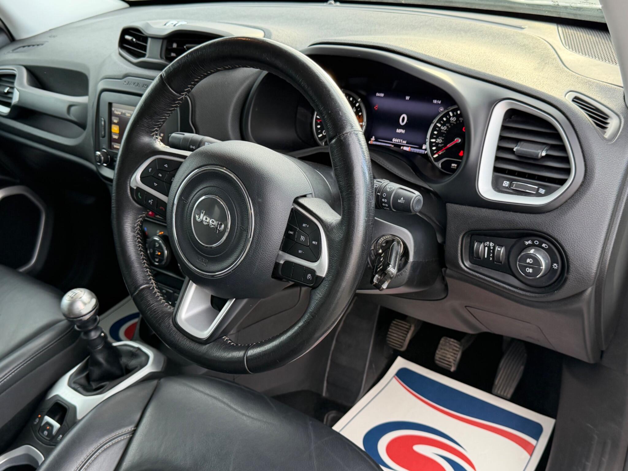 Jeep Renegade view 15