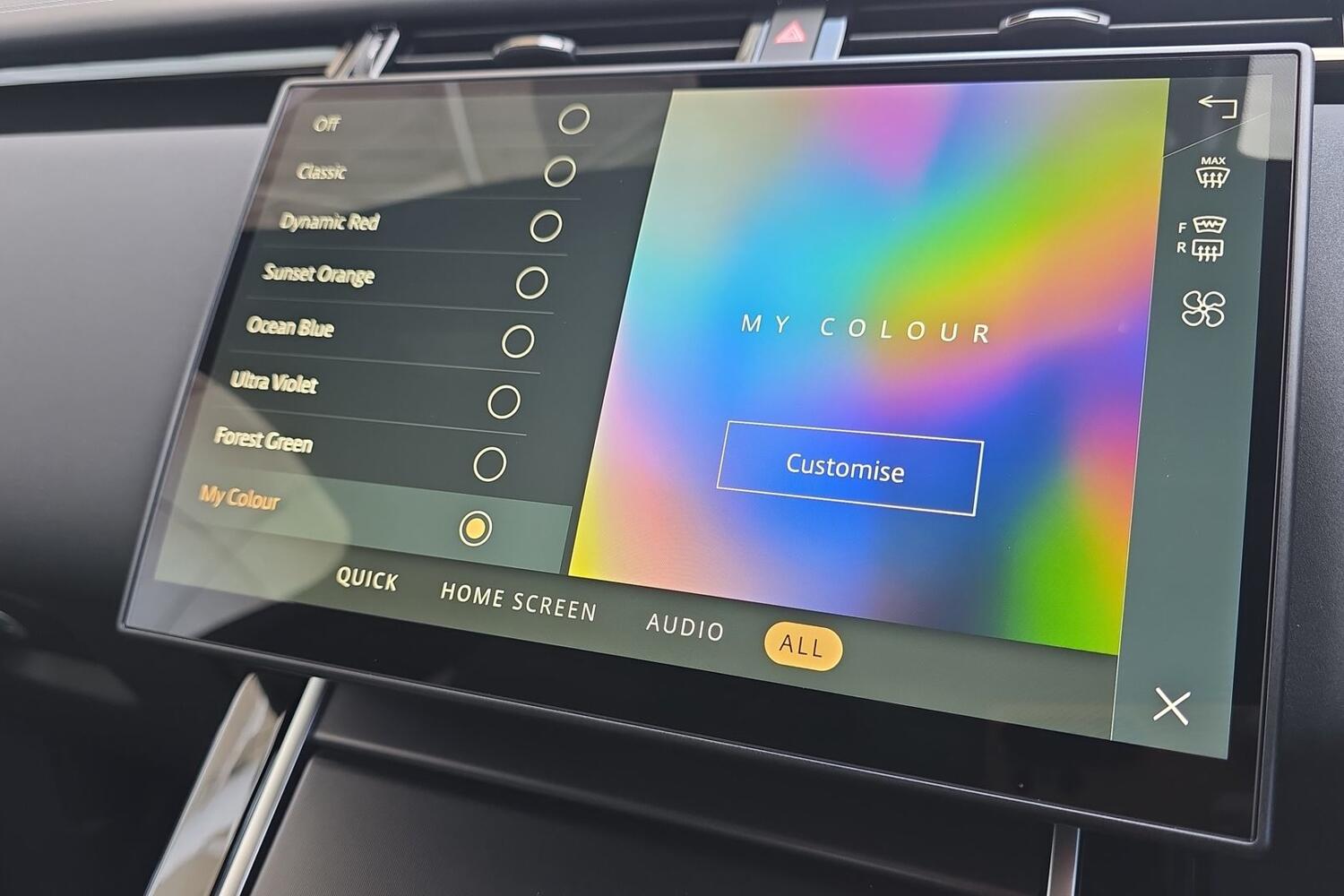 Land Rover Range Rover Velar view 47
