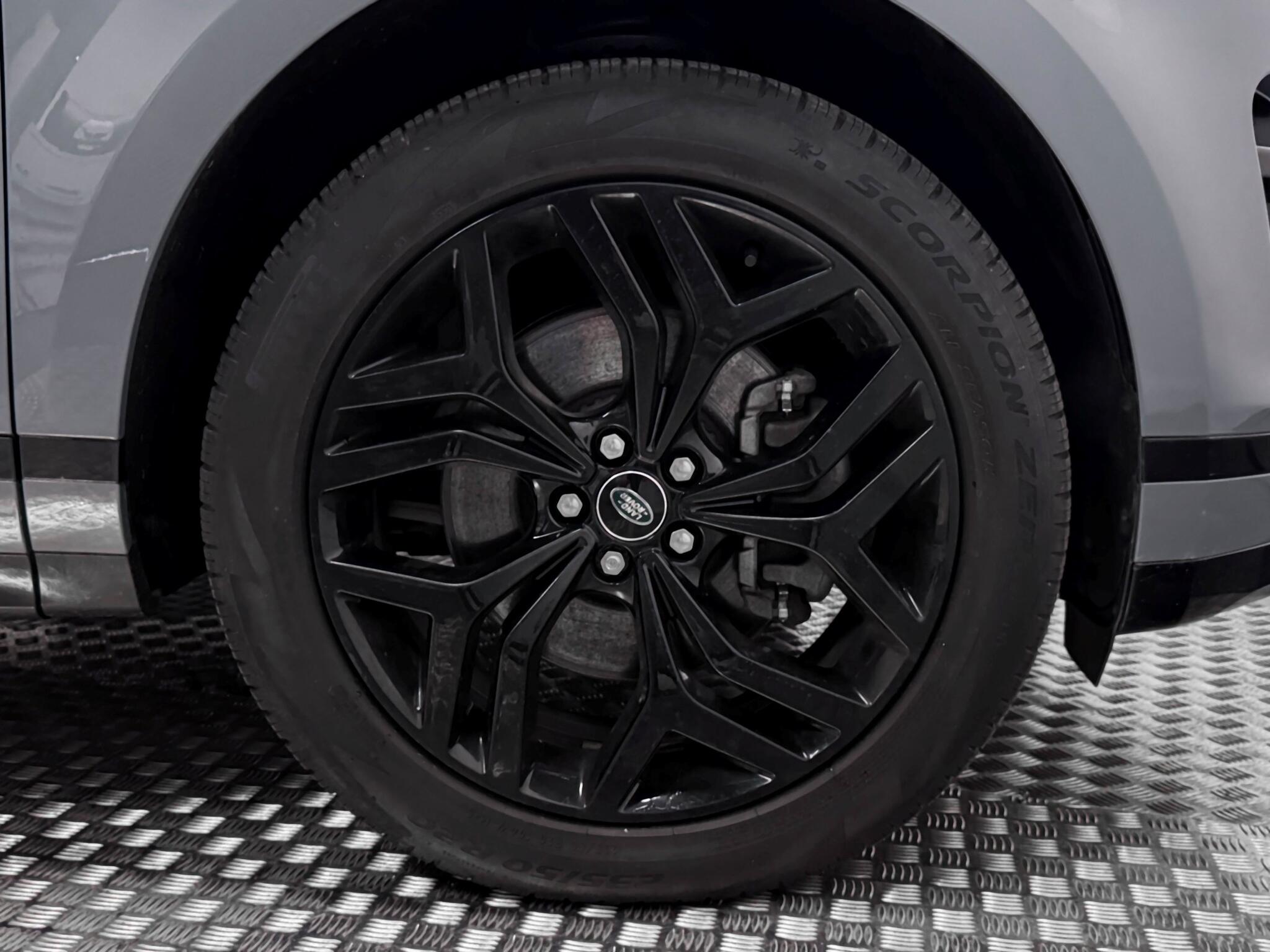 Land Rover Range Rover Evoque view 71