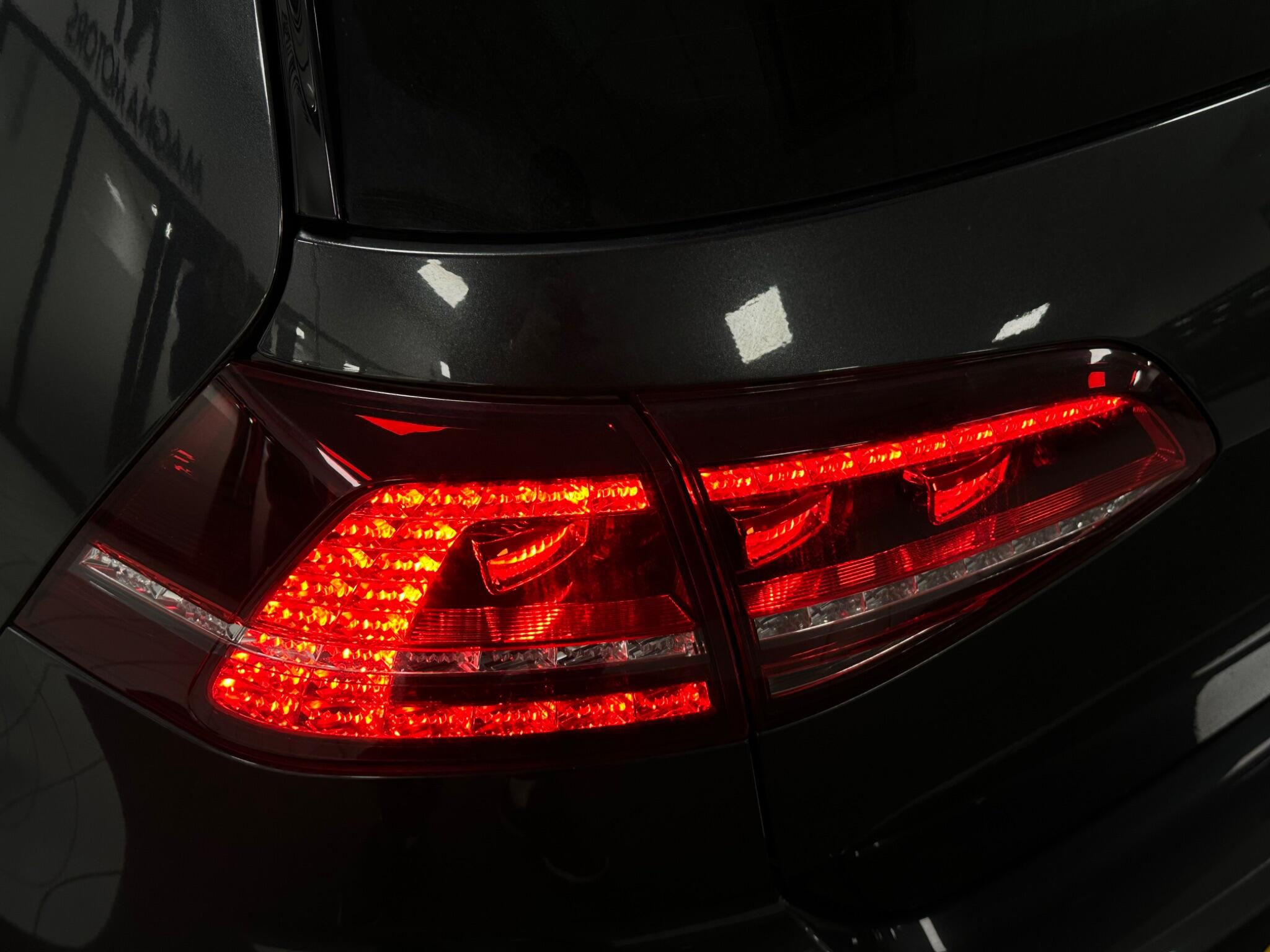 Volkswagen Golf view 40