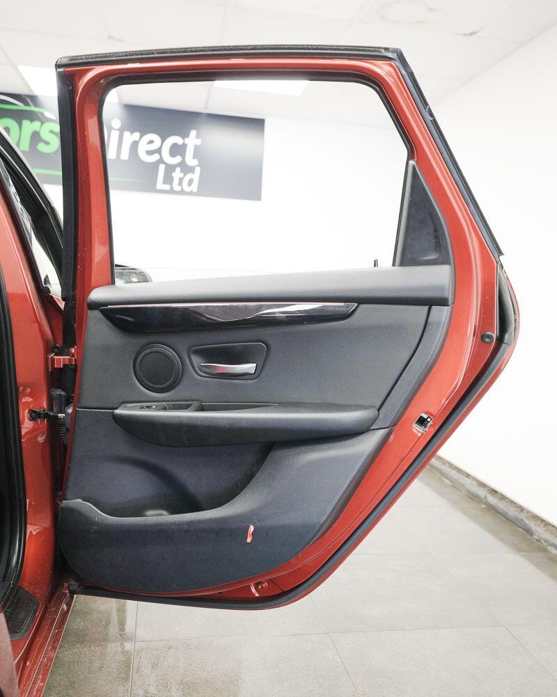 BMW 2 Series Active Tourer view 18