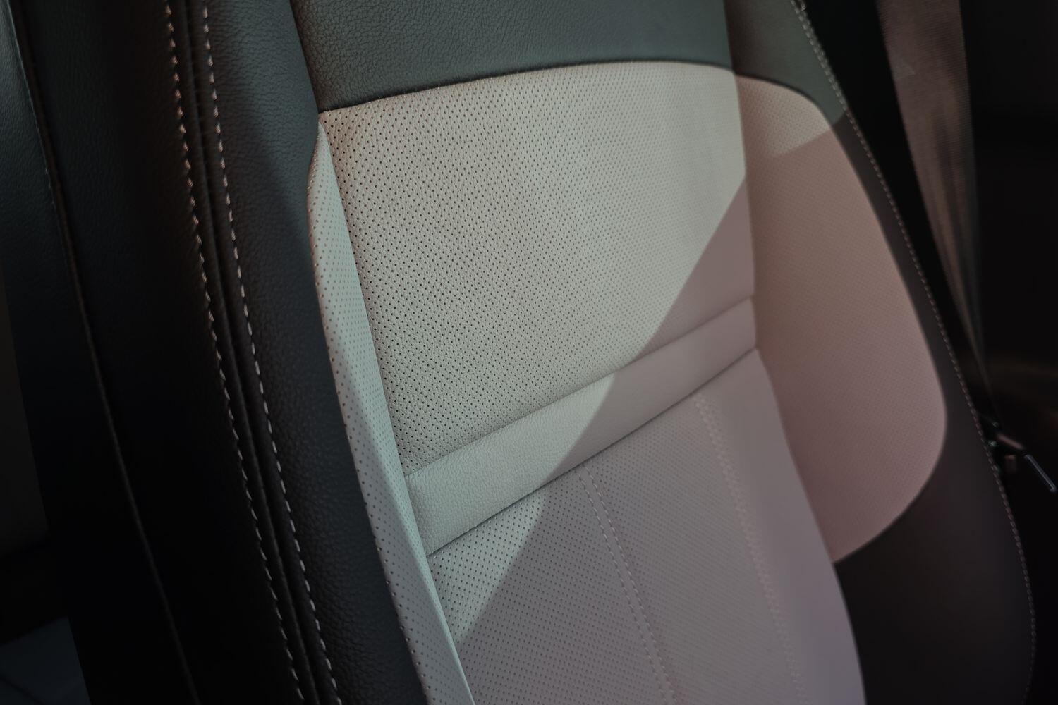 Land Rover Range Rover Evoque view 48
