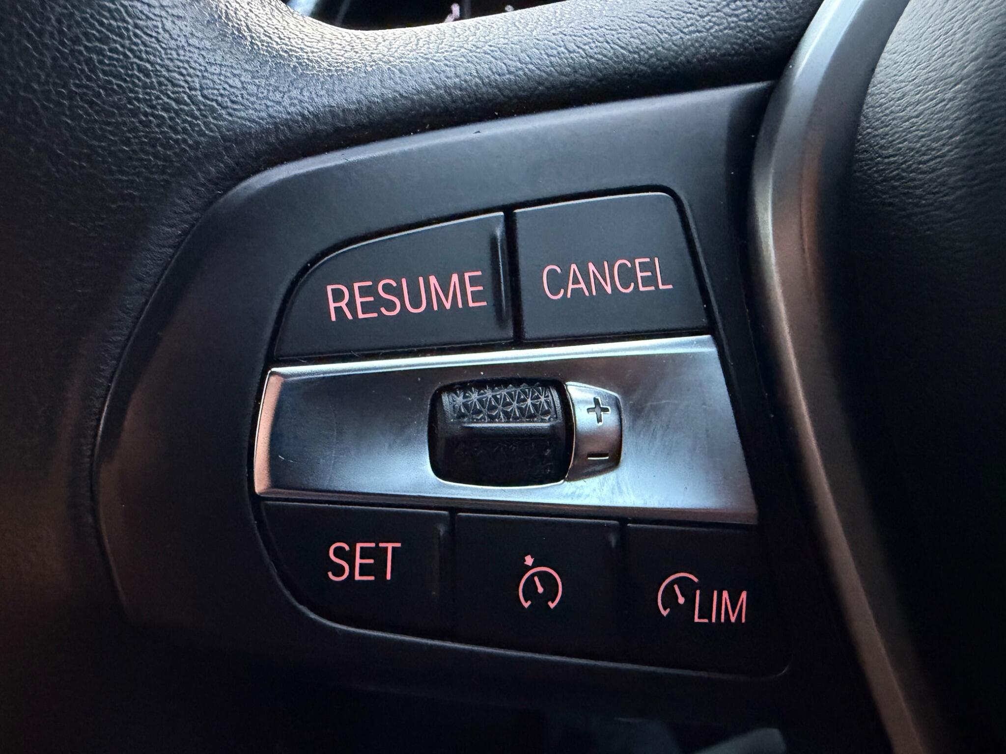 BMW 1 Series view 31