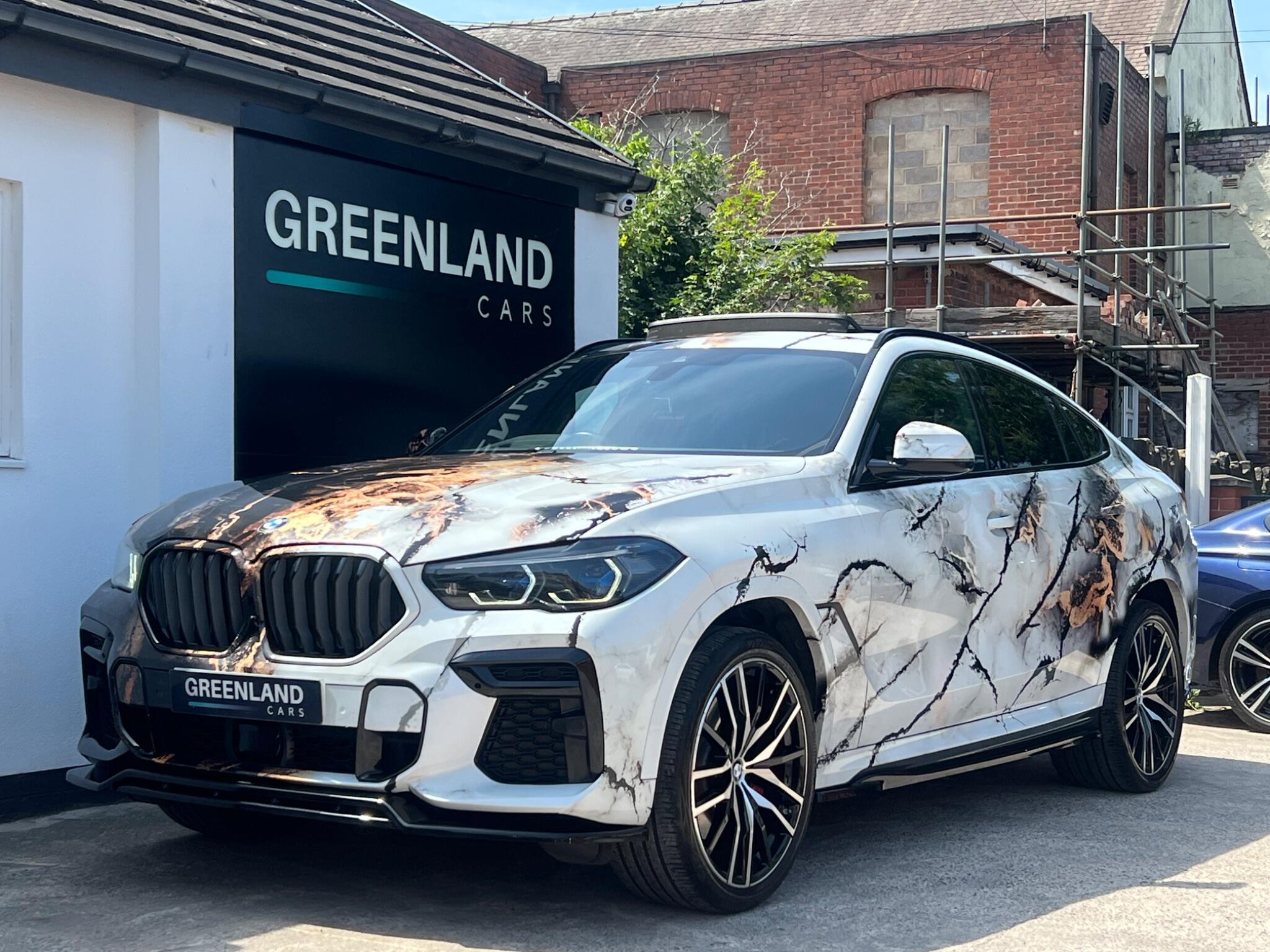 BMW X6 view 28