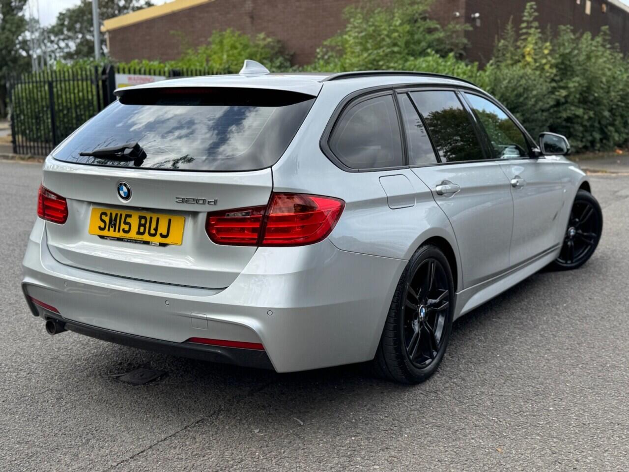 BMW 3 Series view 3