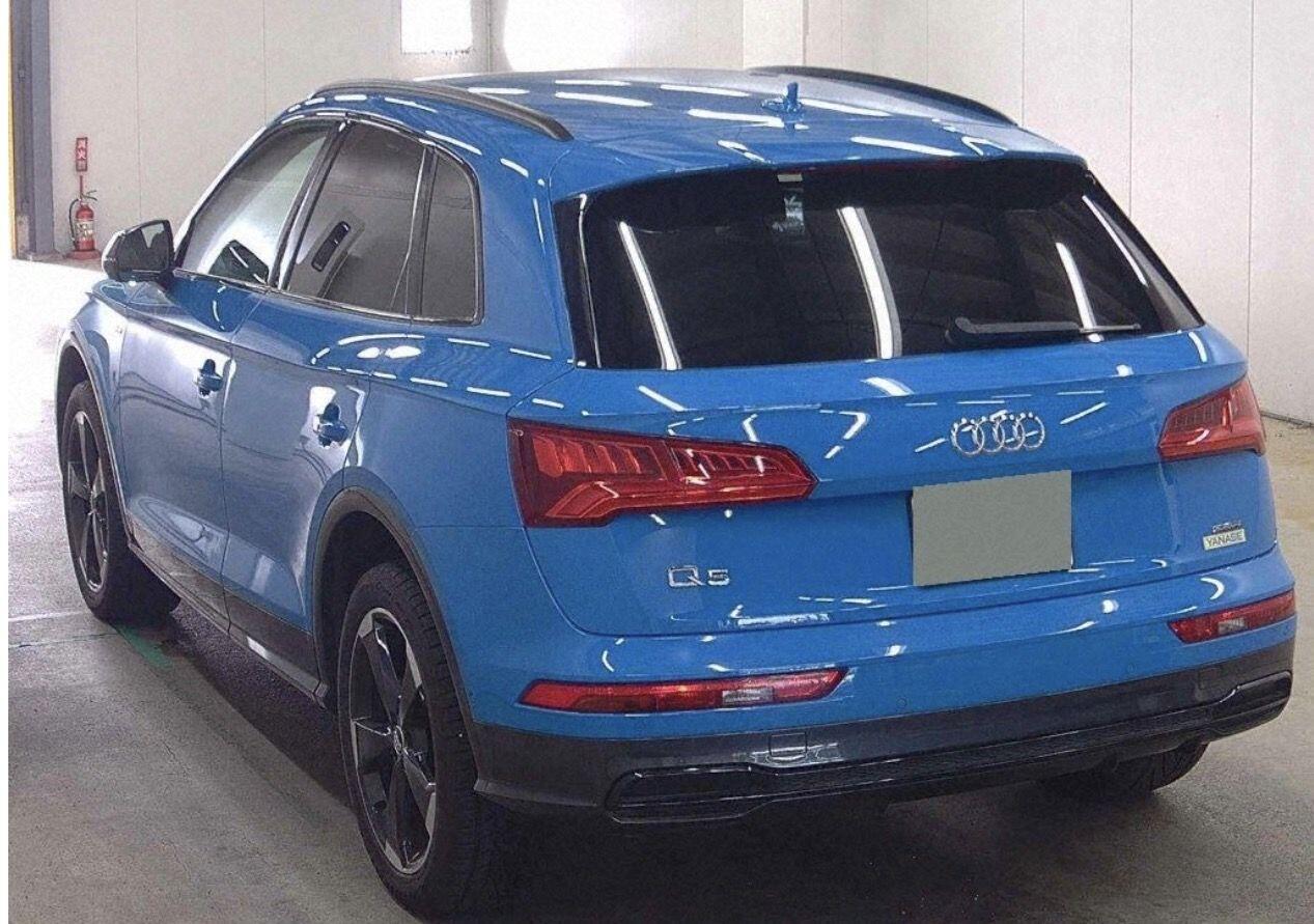 Audi Q5 view 3