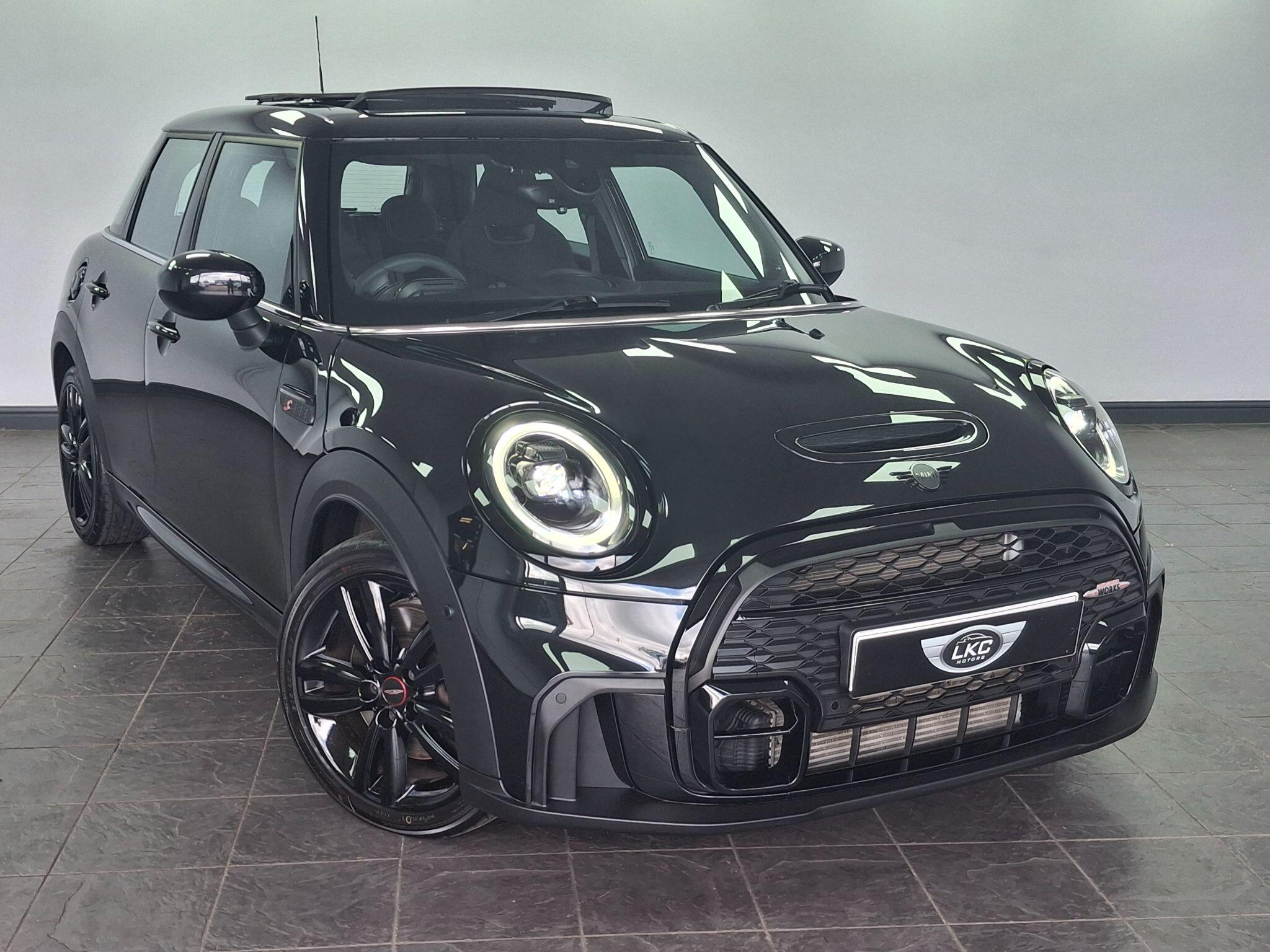 Mini Hatch view 37