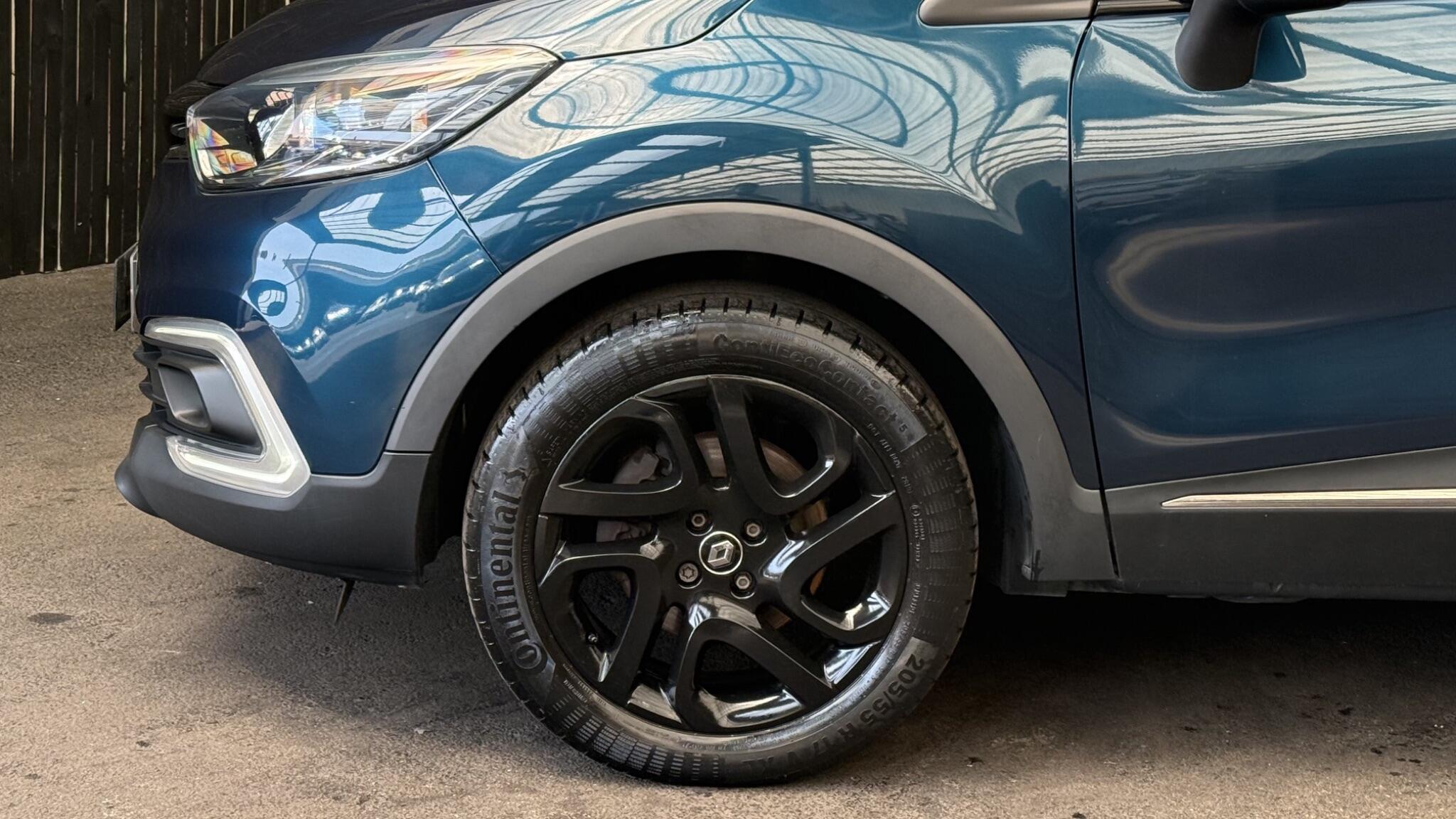 Renault Captur view 10