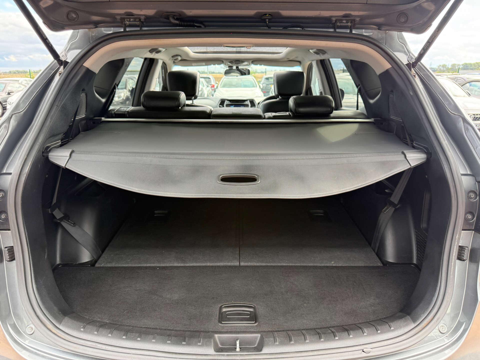 Hyundai Santa FE view 34