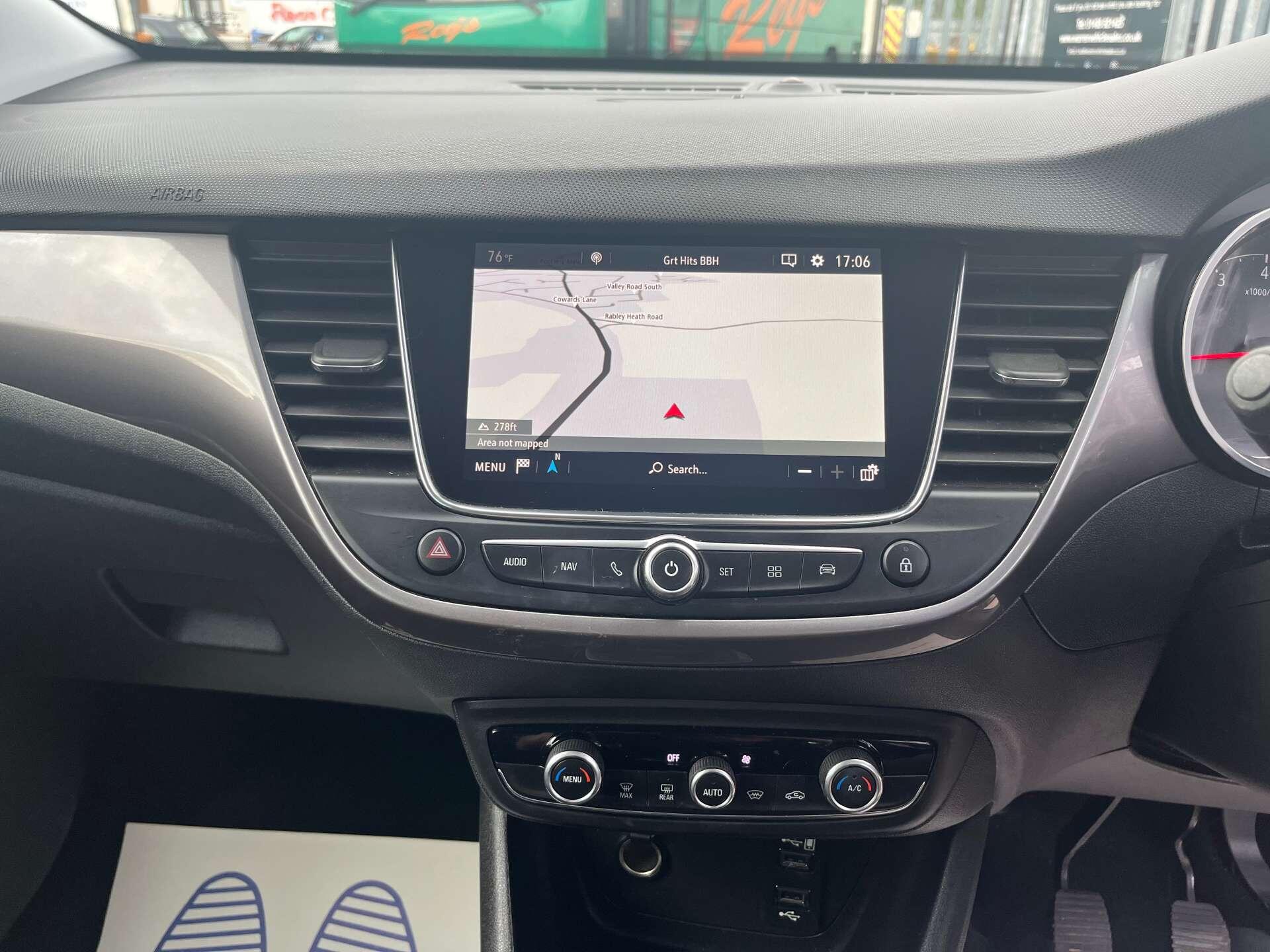 Vauxhall Crossland X view 33