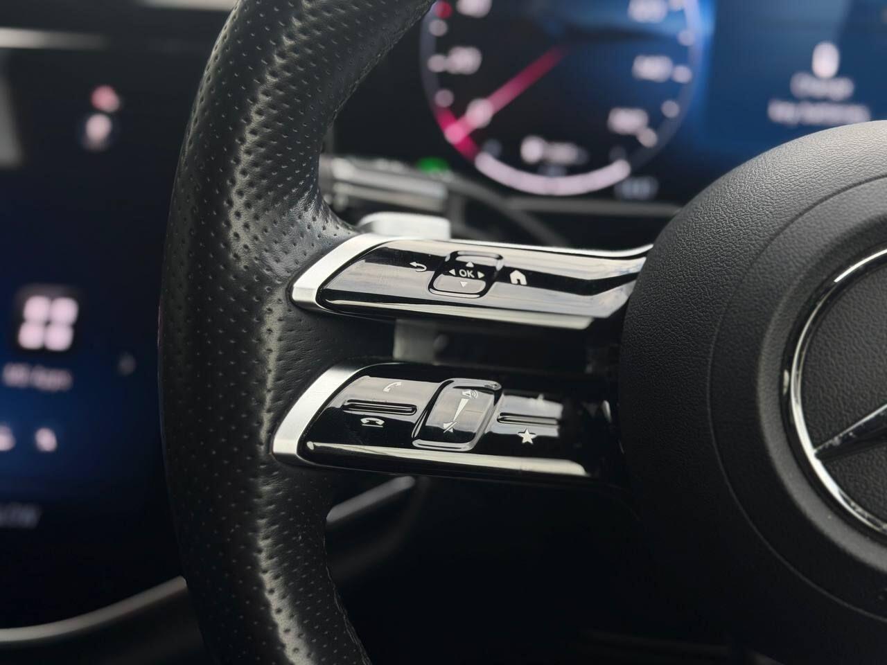 Mercedes-Benz E-Class view 33