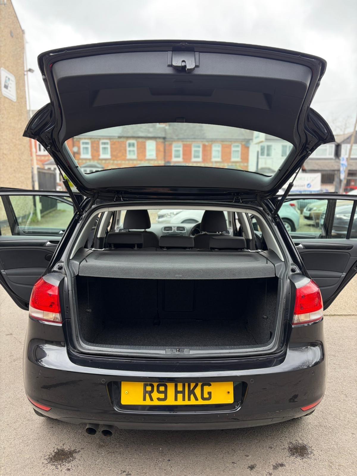 2010 Volkswagen Golf 1.4 TSI SE DSG Euro 5 5dr image 8