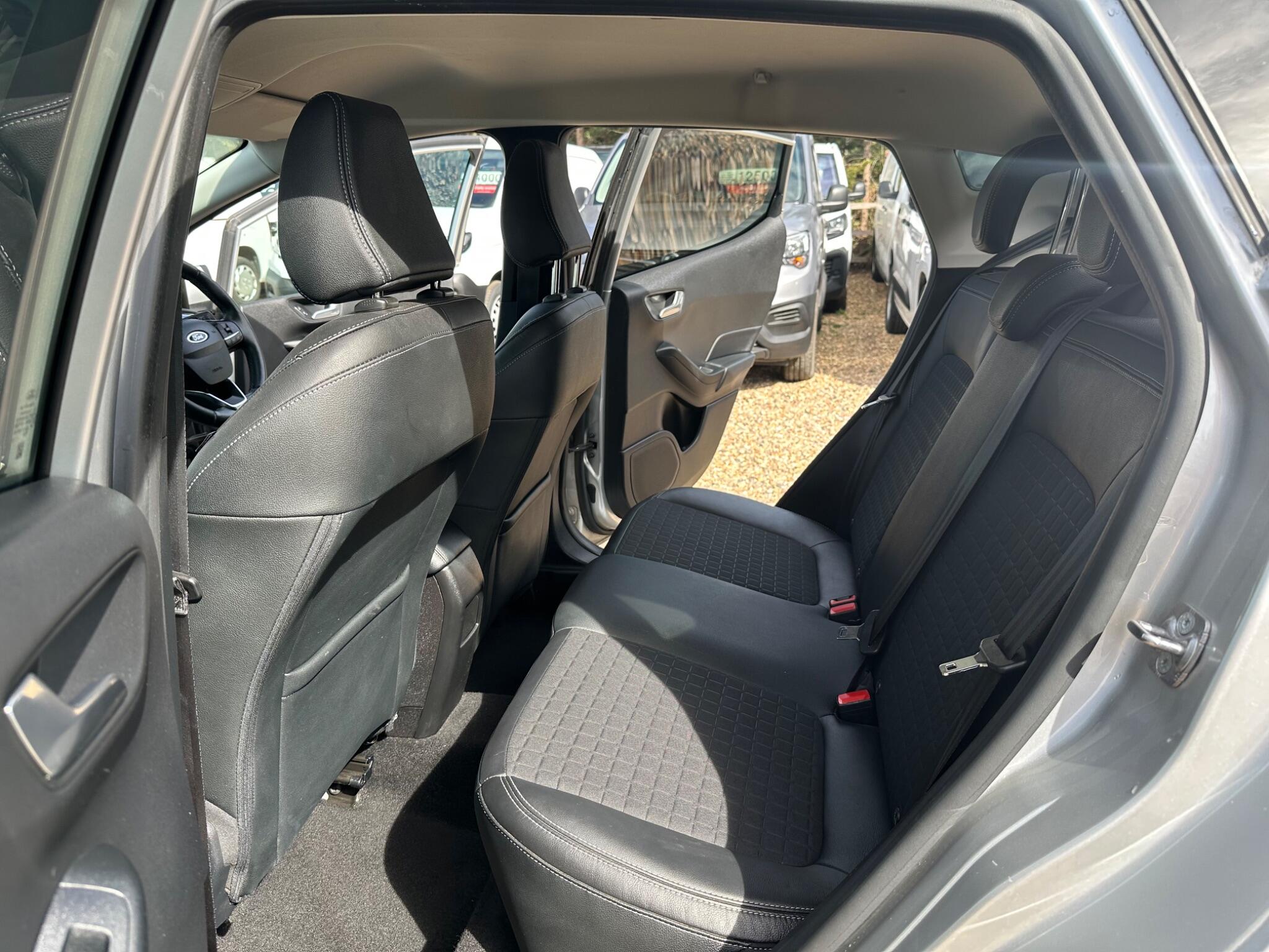 Ford Fiesta view 16
