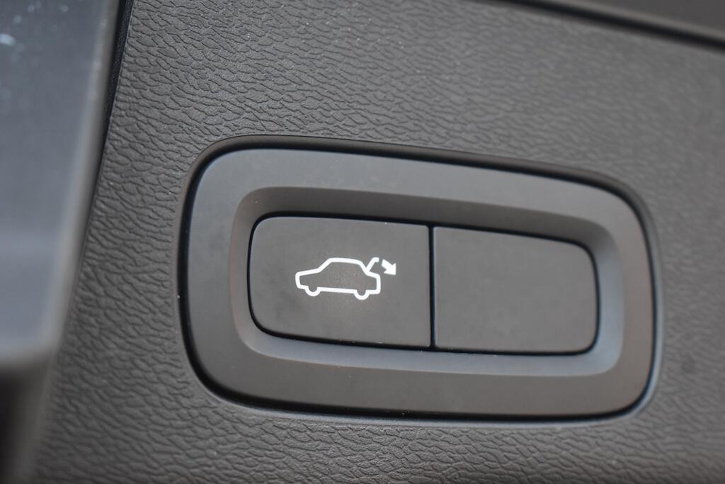 Volvo XC60 view 42
