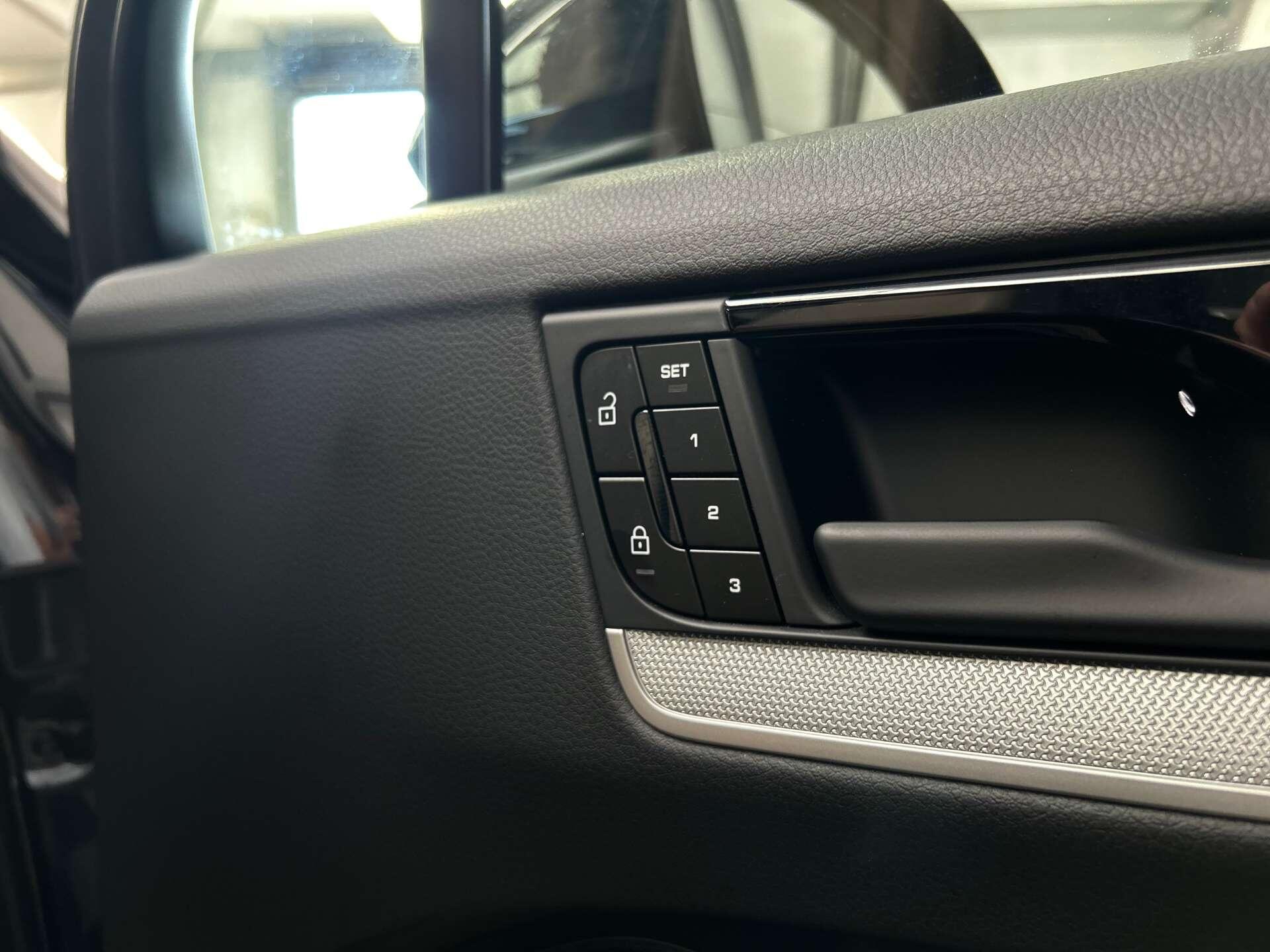 Porsche Cayenne view 41