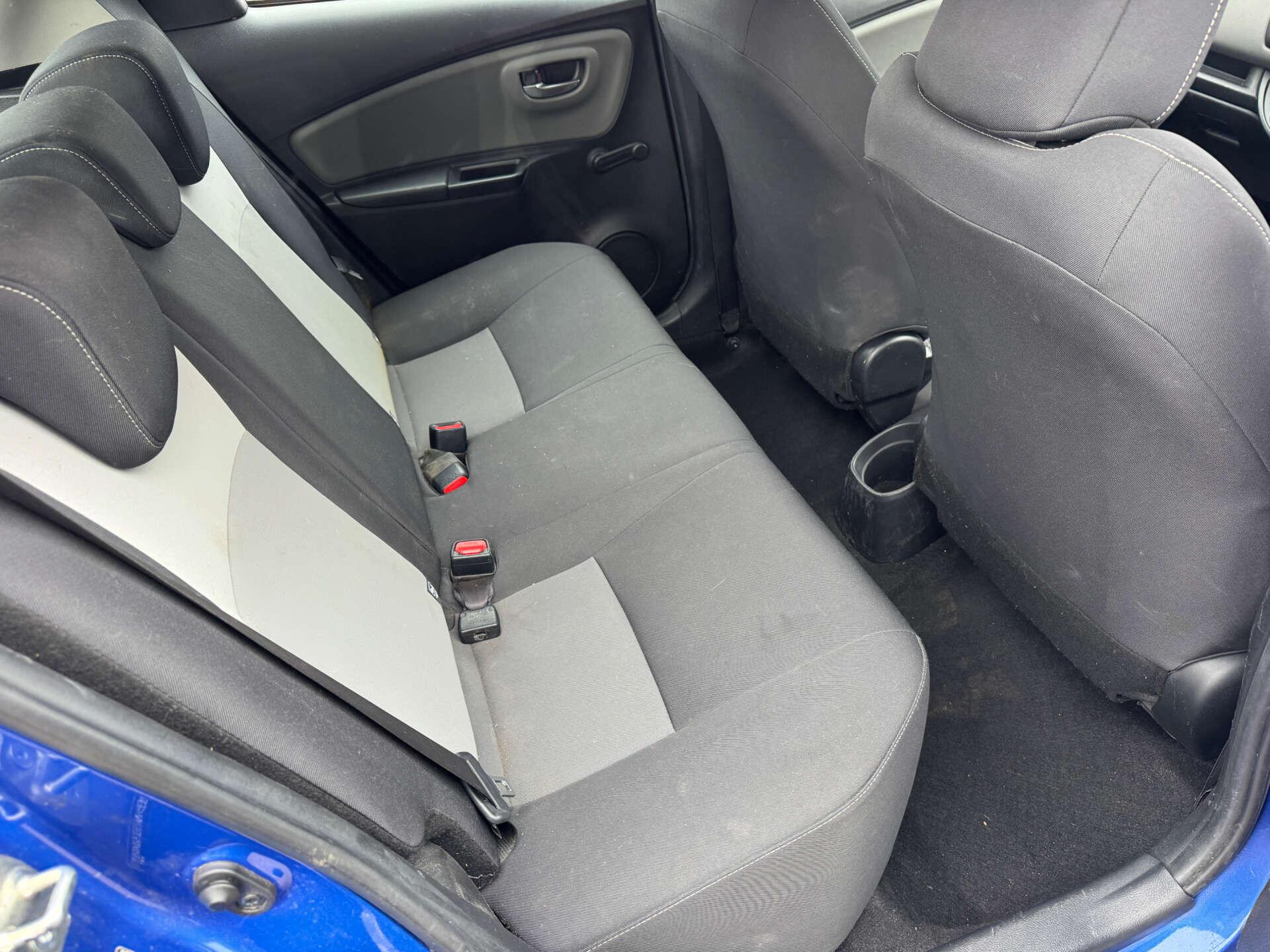 Toyota Yaris view 19