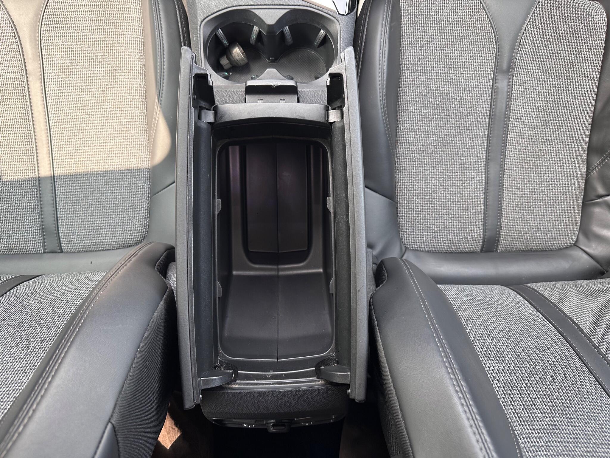 Peugeot 3008 view 43