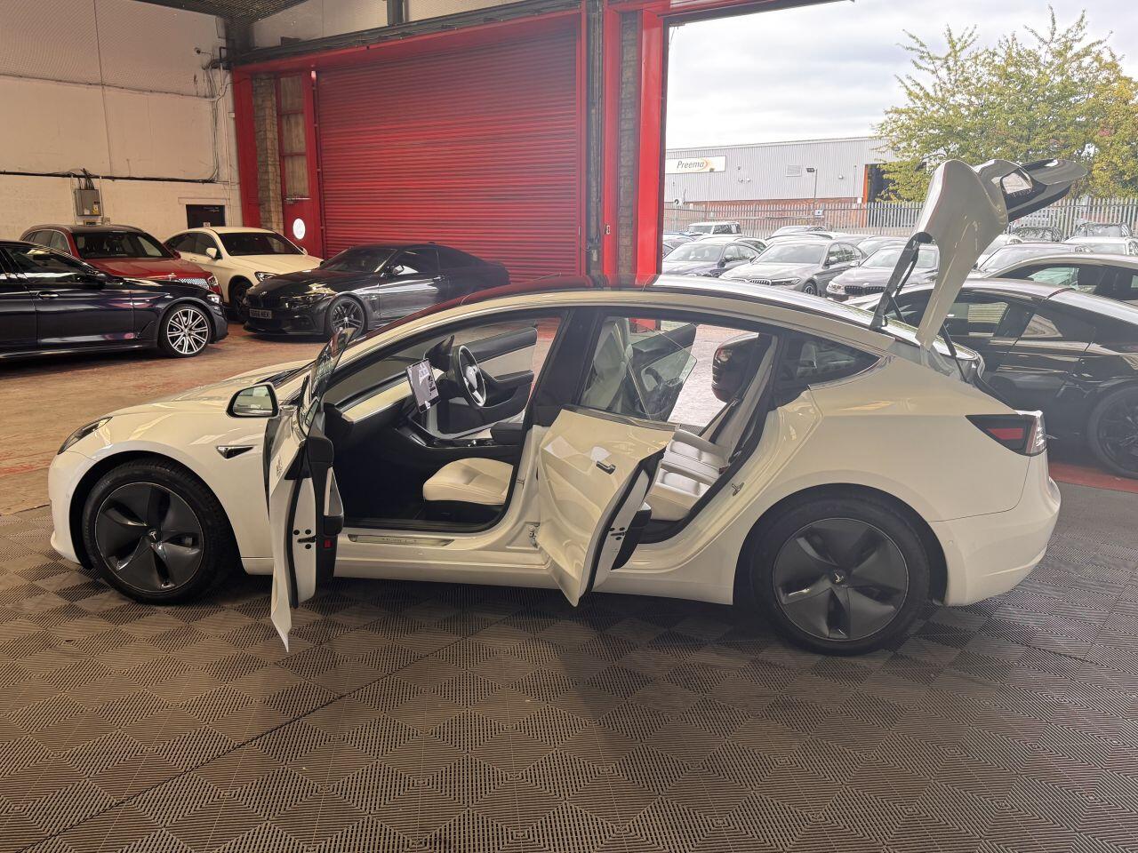 Tesla Model 3 view 12