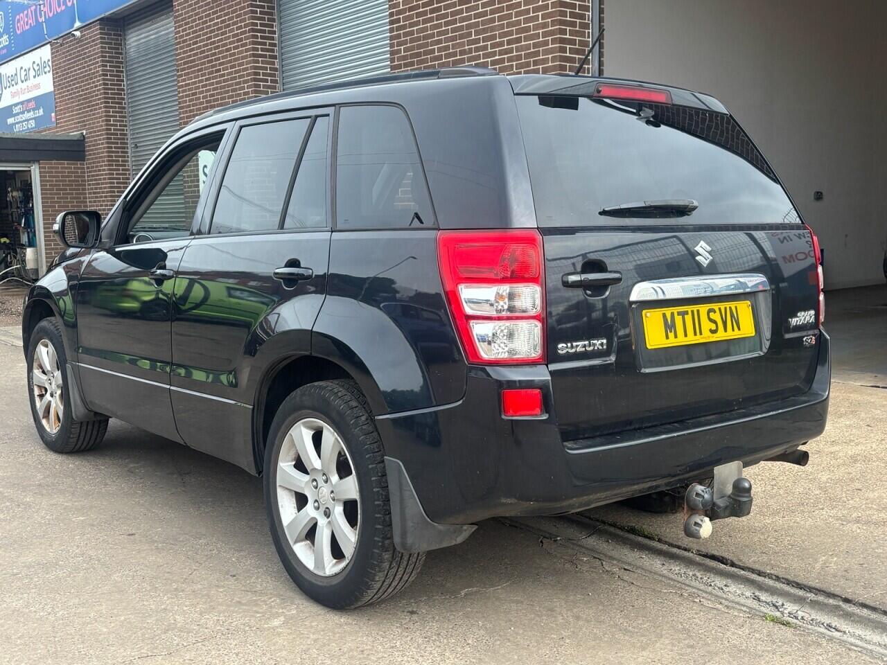 Suzuki Grand Vitara view 5