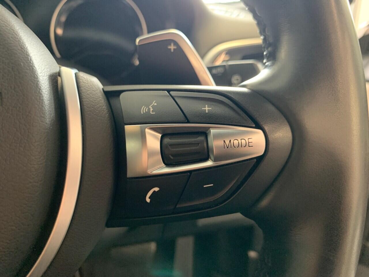 BMW 1 Series view 35