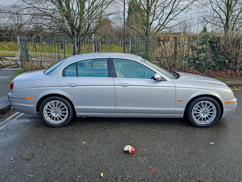 2004 Jaguar S-Type 3.0 V6 SE Plus 4dr • 71,000 miles image 17