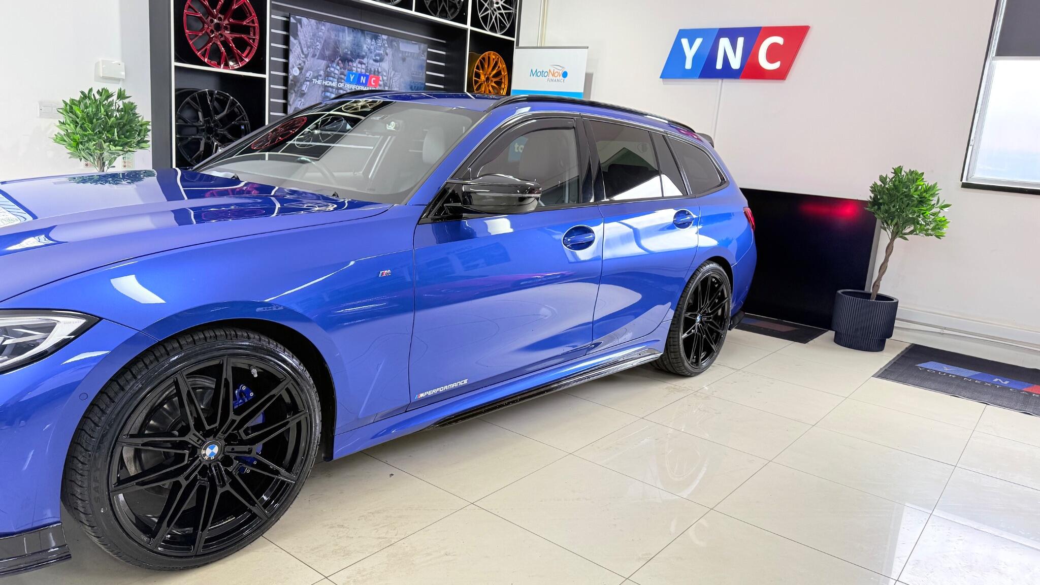 BMW 3 Series view 34