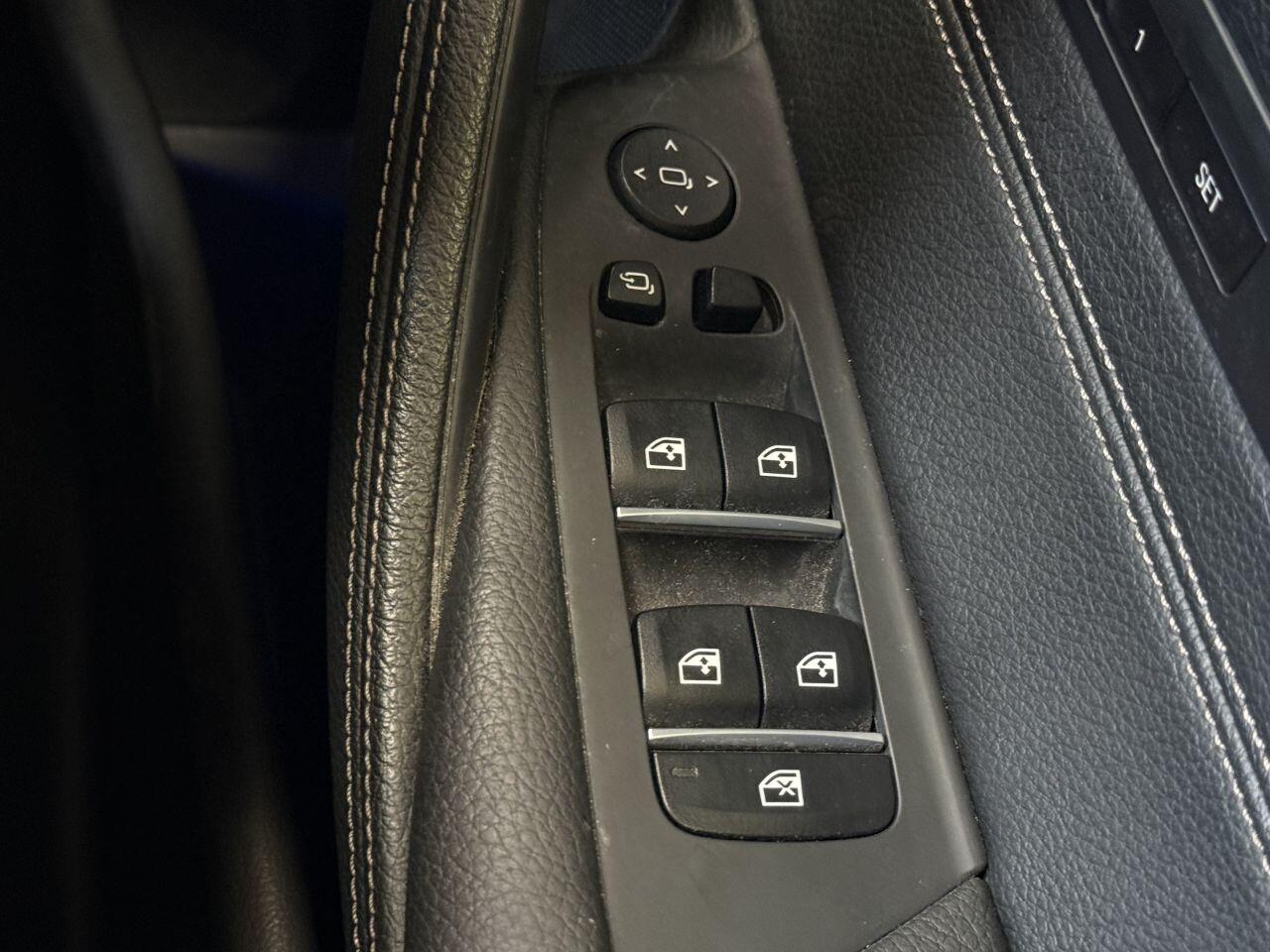 BMW 5 Series view 39