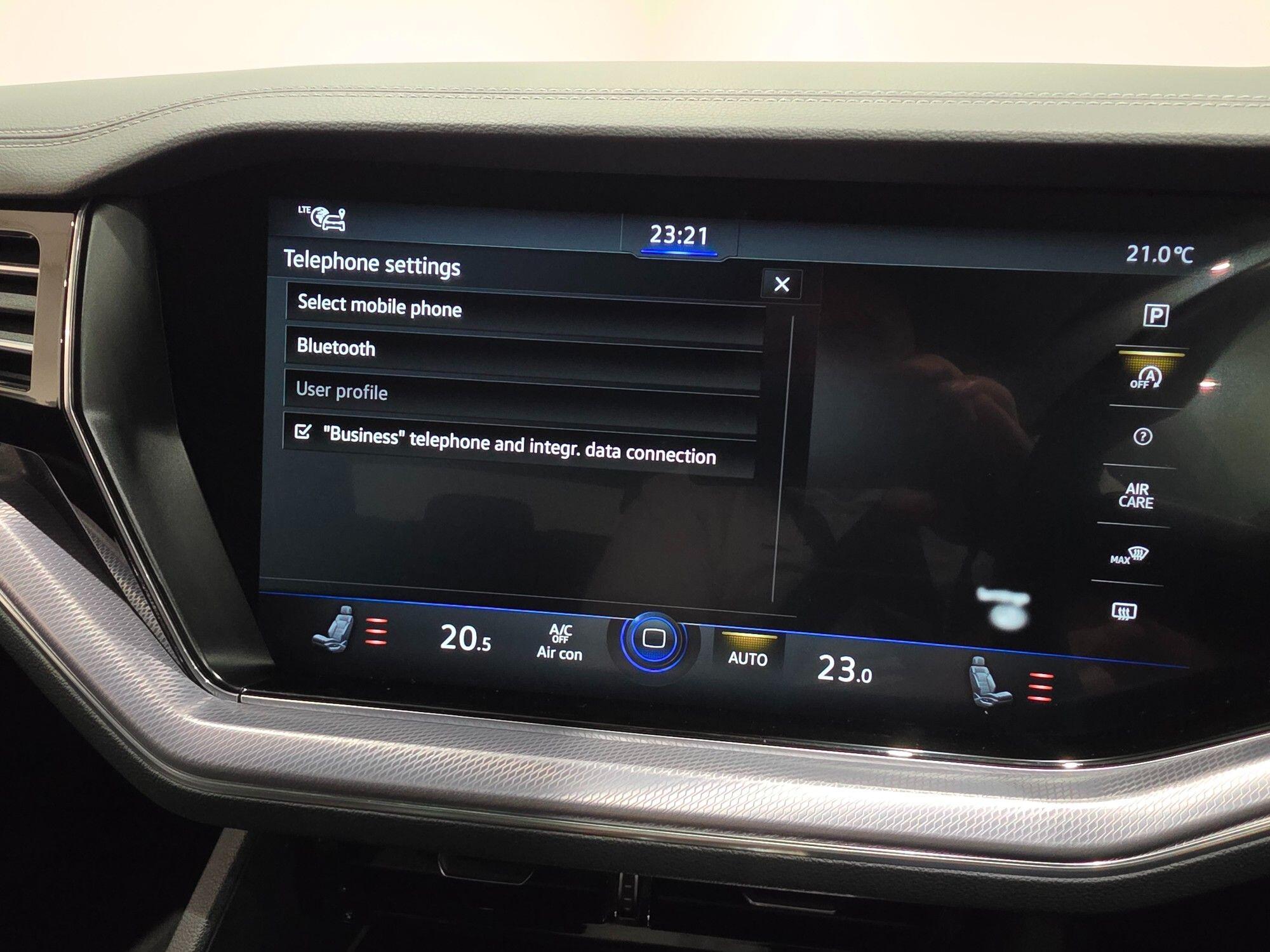 Volkswagen Touareg view 104