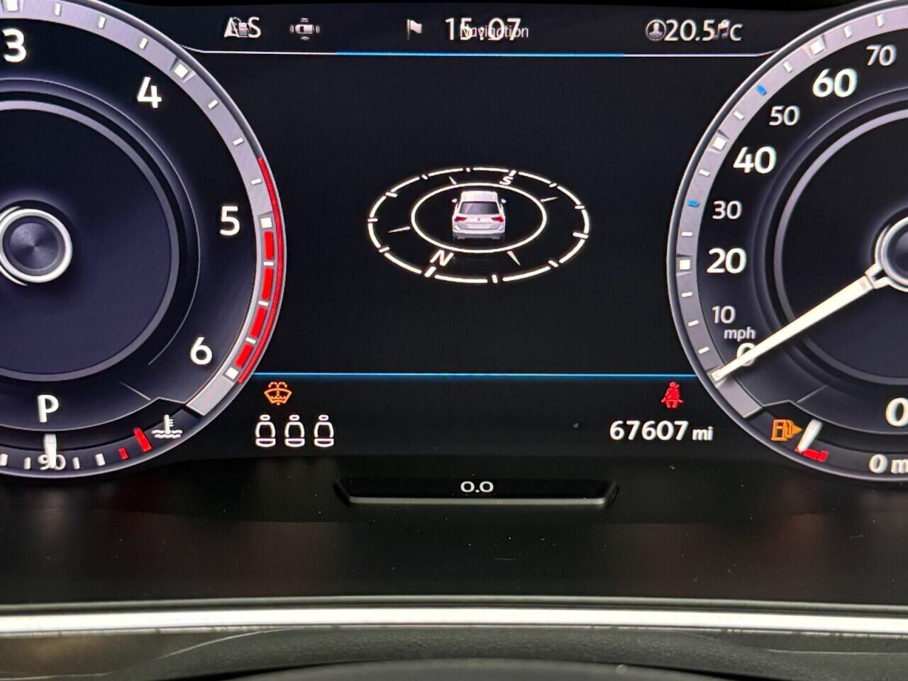 Volkswagen Tiguan view 12
