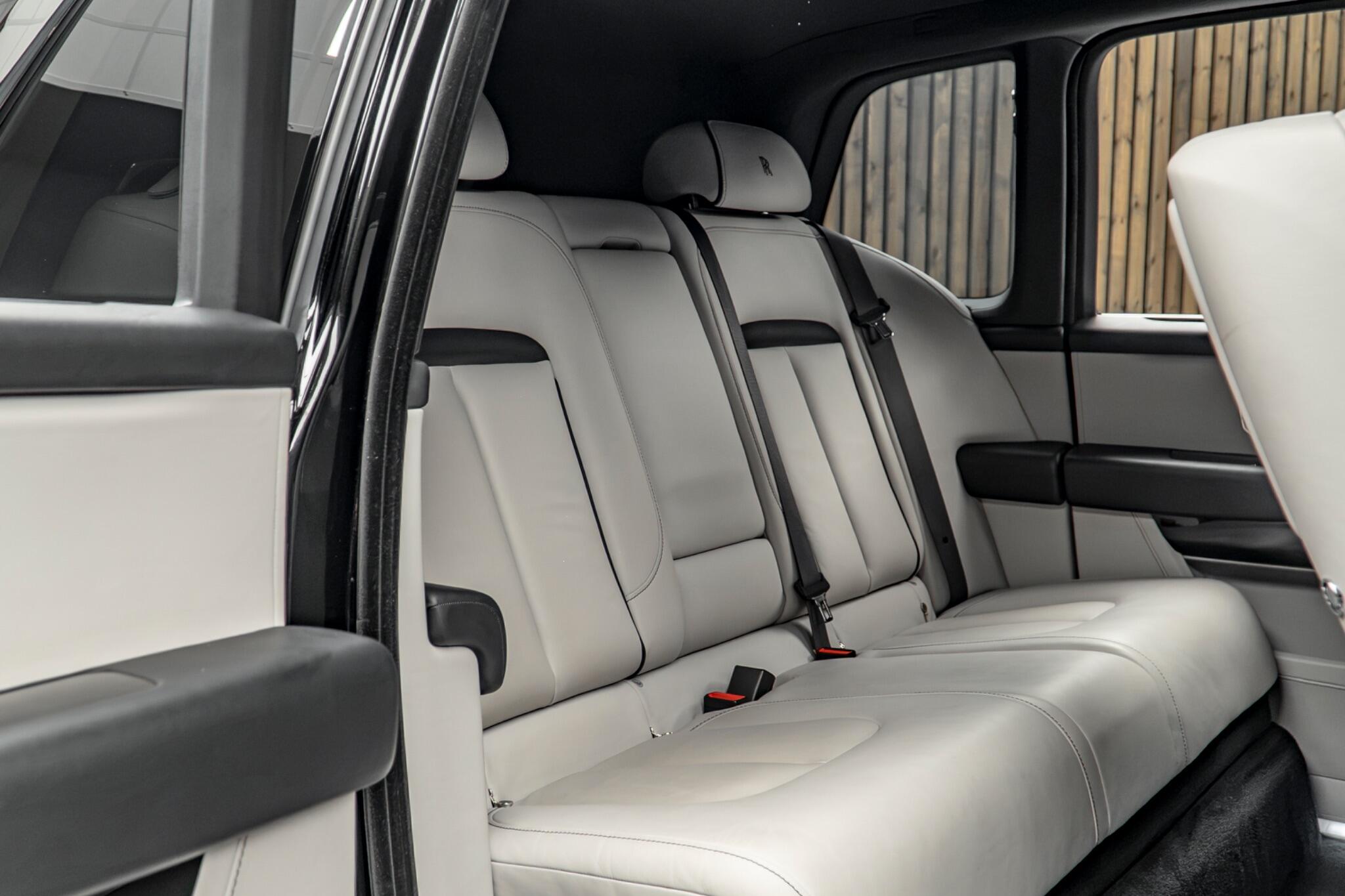 Rolls-Royce Cullinan view 41