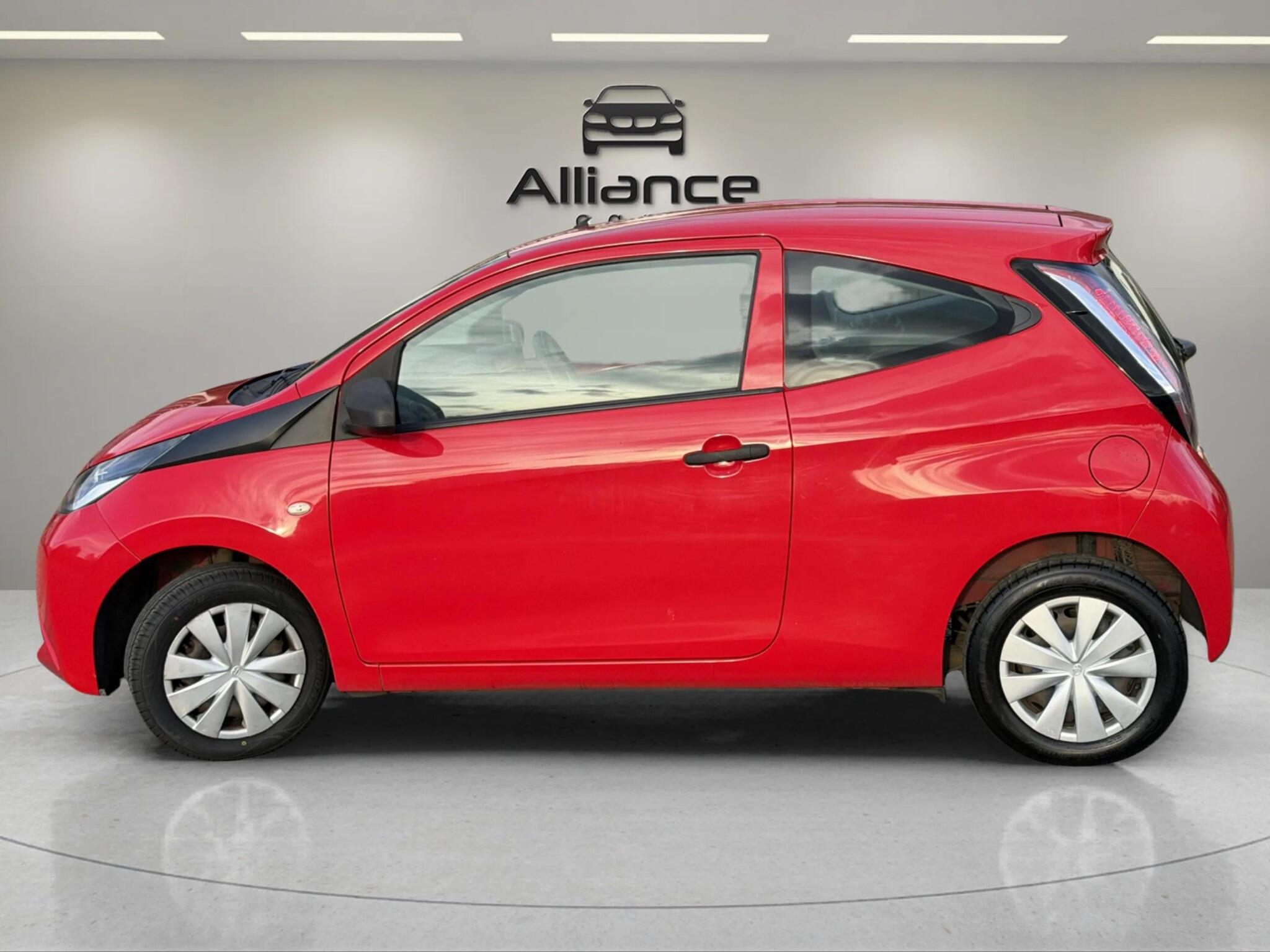 Toyota Aygo view 12