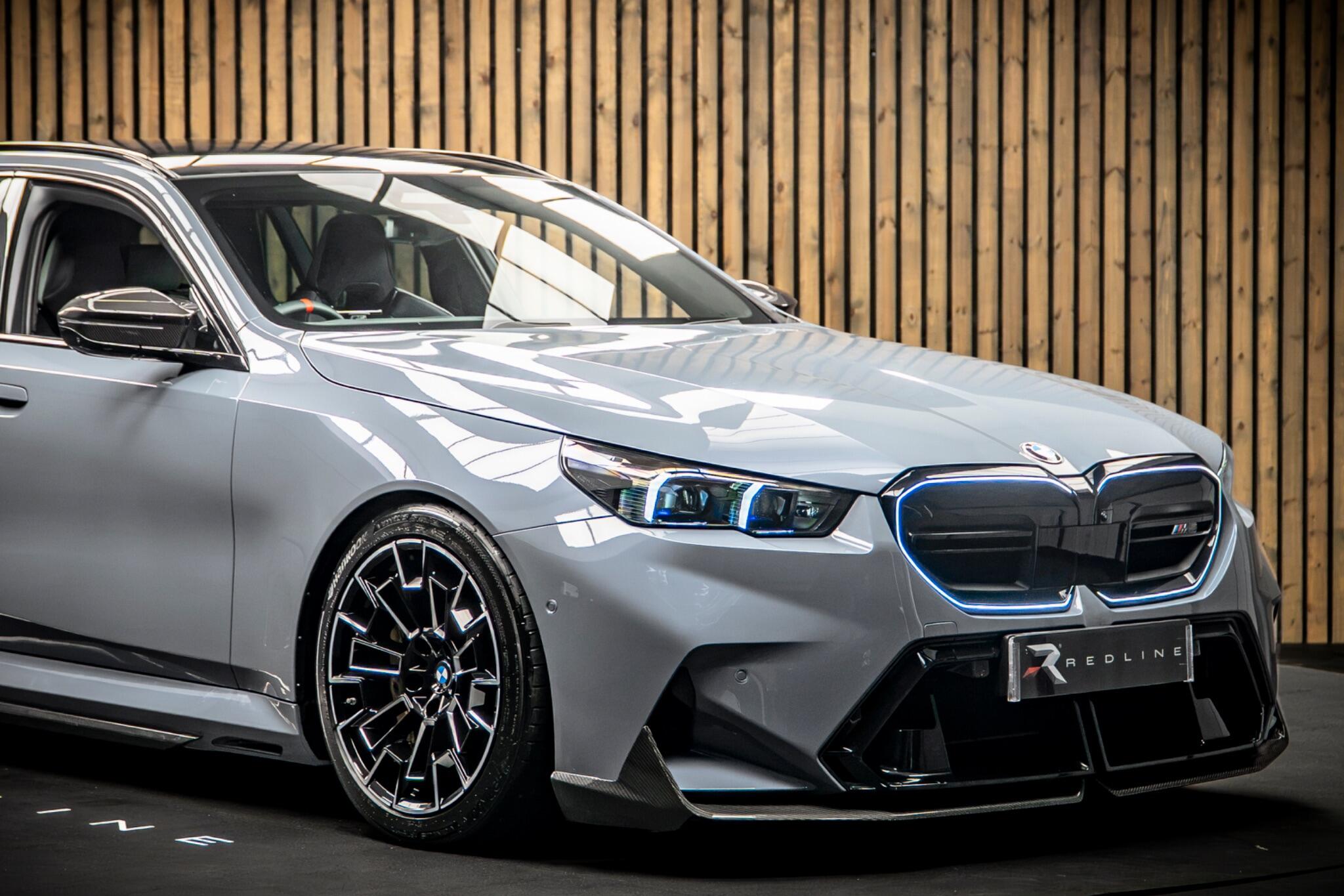 BMW M5 view 12
