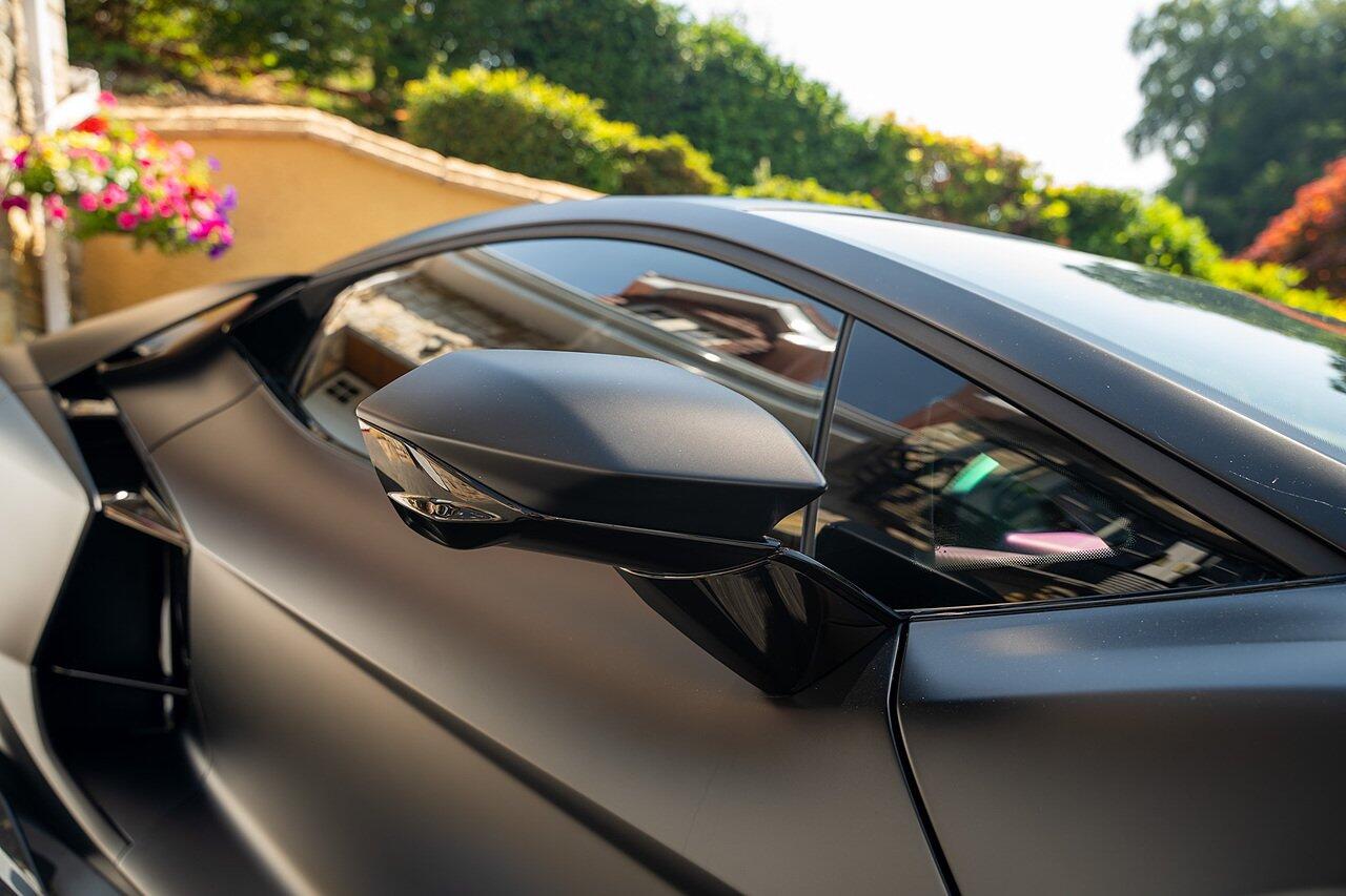 Lamborghini Revuelto view 46