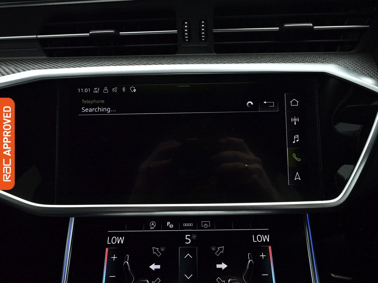 Audi A6 view 13