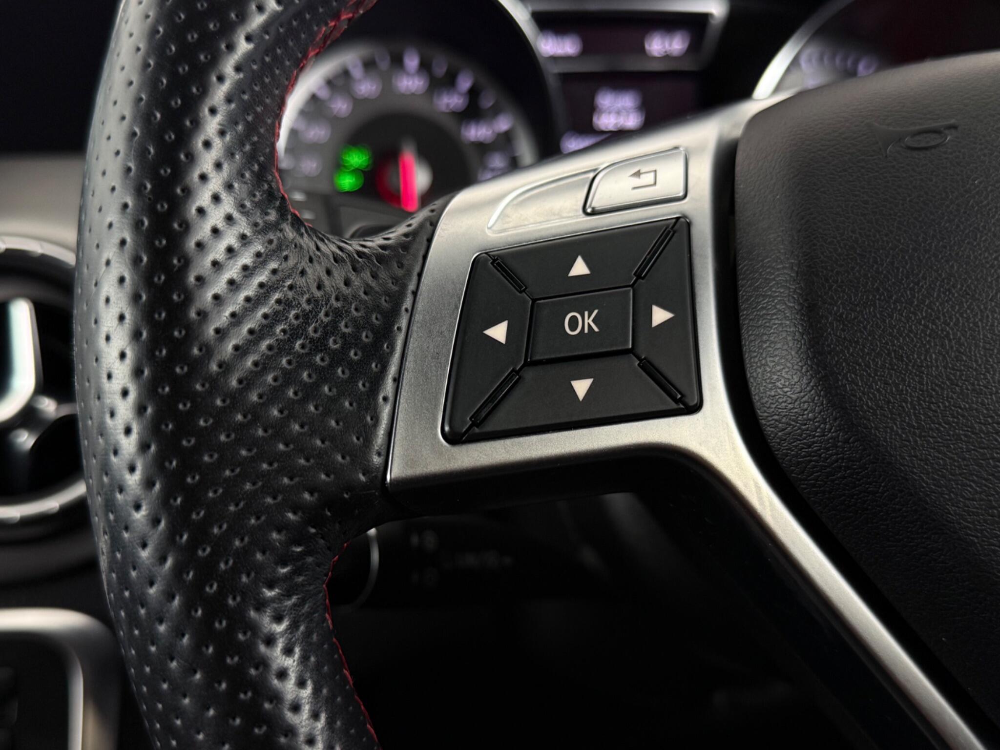 Mercedes-Benz CLA view 16