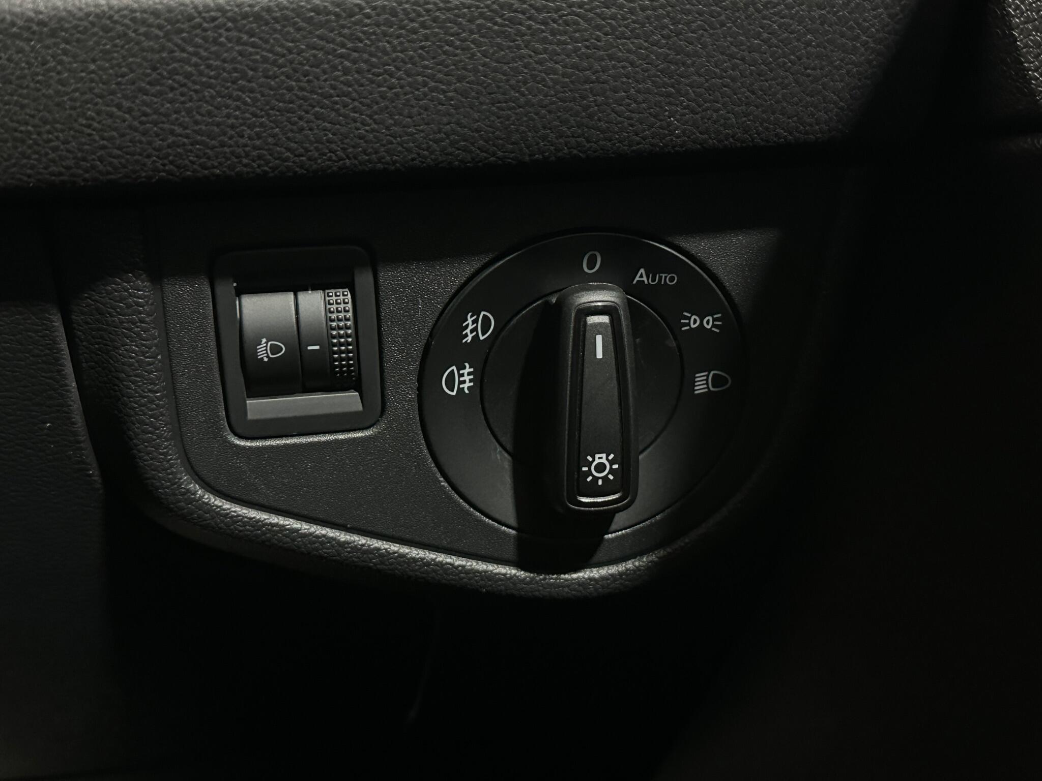 Volkswagen Polo view 18