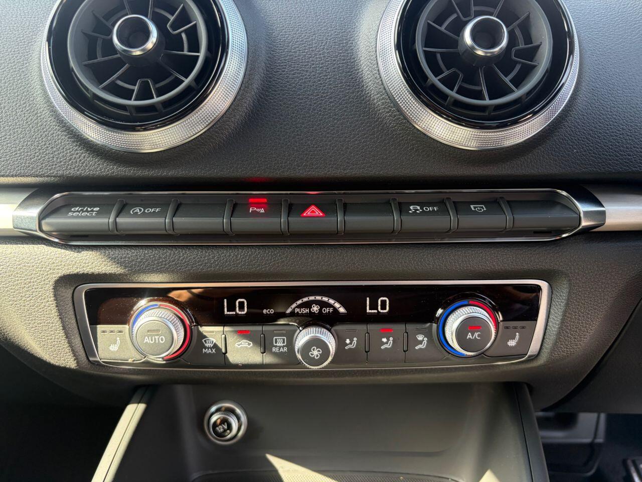 Audi A3 view 27