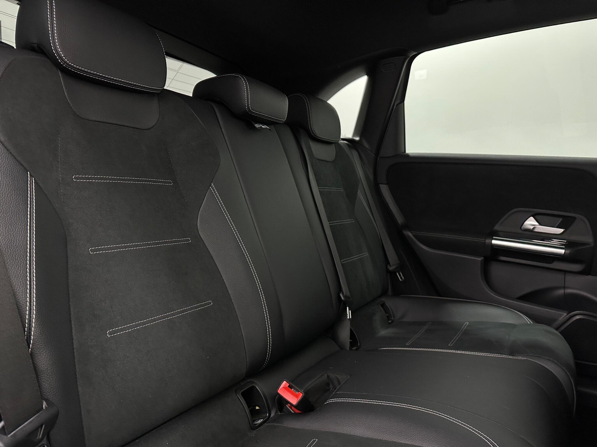 Mercedes-Benz B-Class view 44