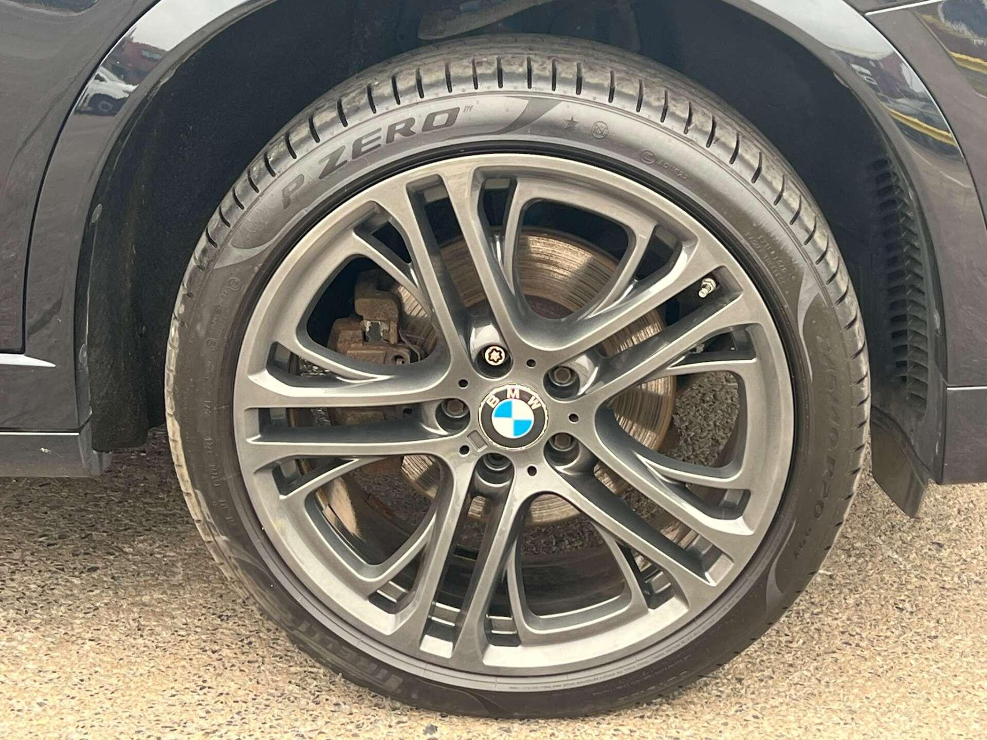 BMW X3 view 19