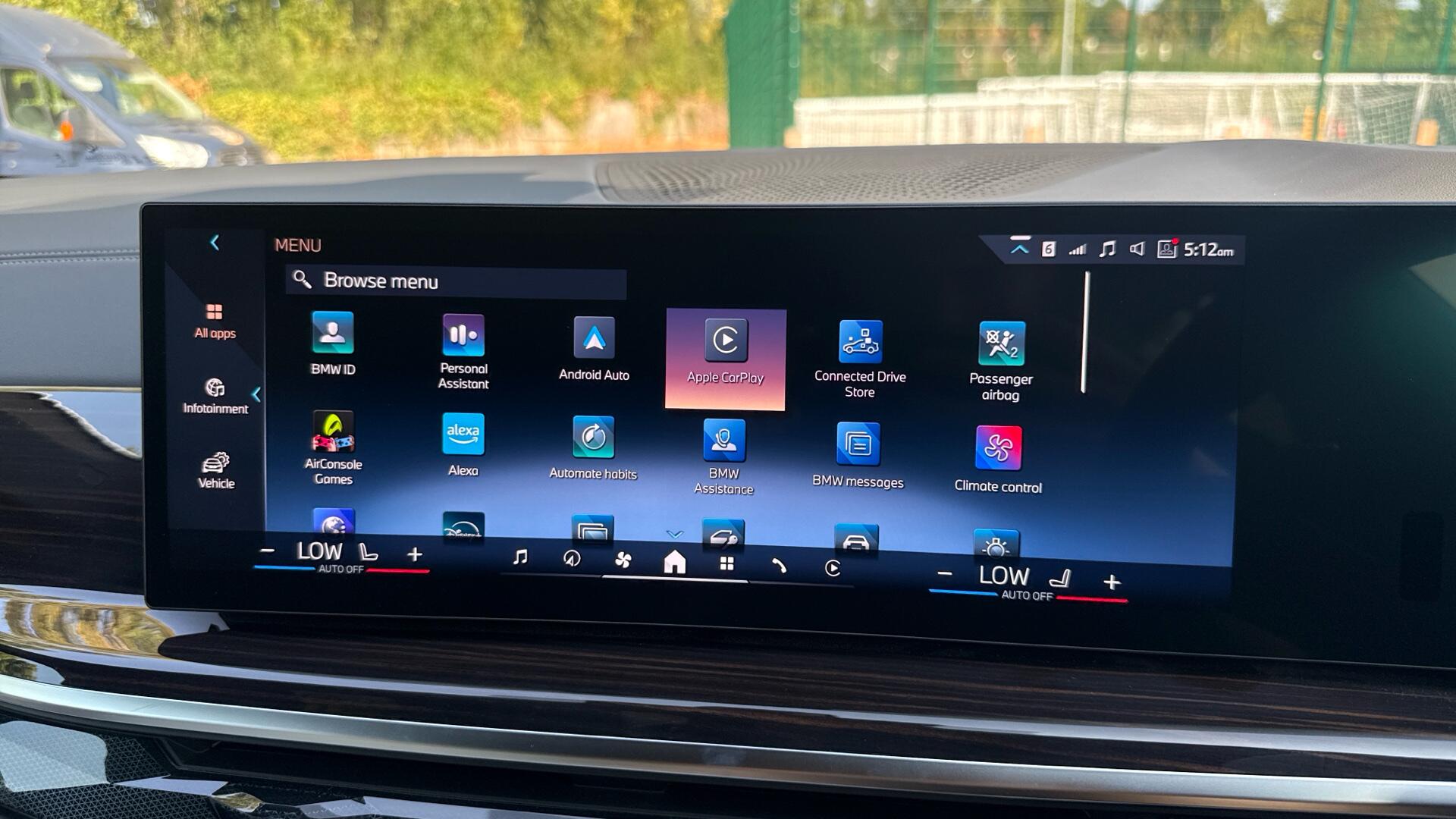 BMW X6 view 37