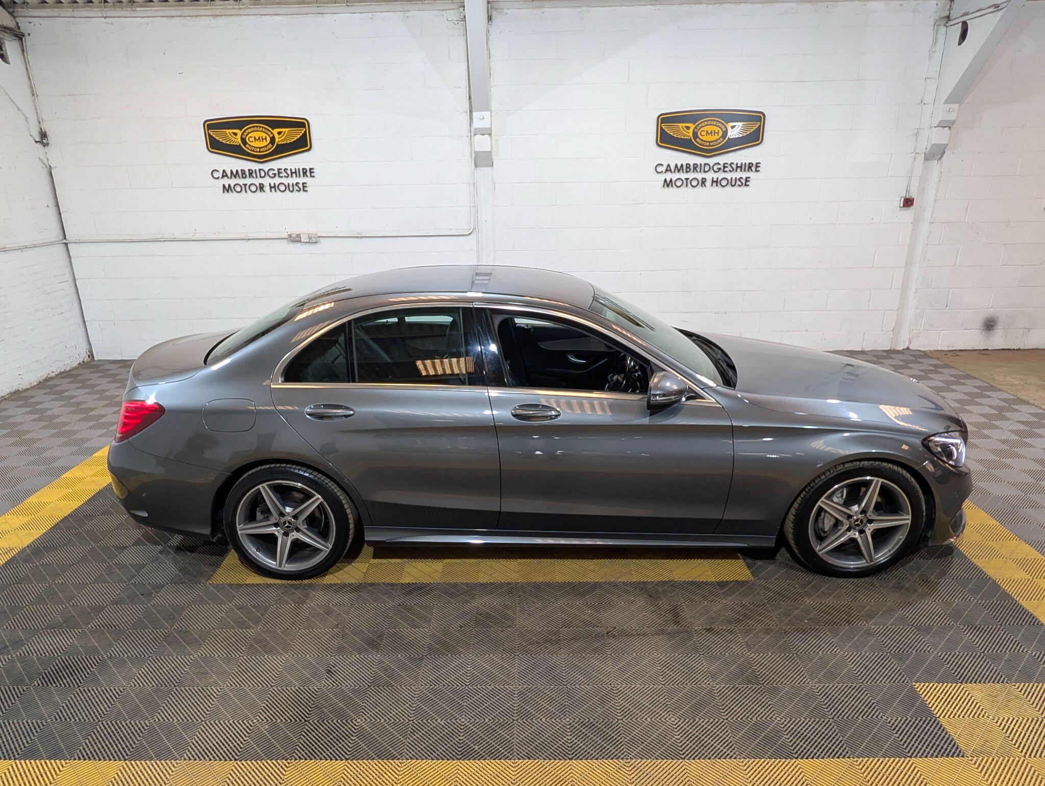 Mercedes-Benz C Class view 14