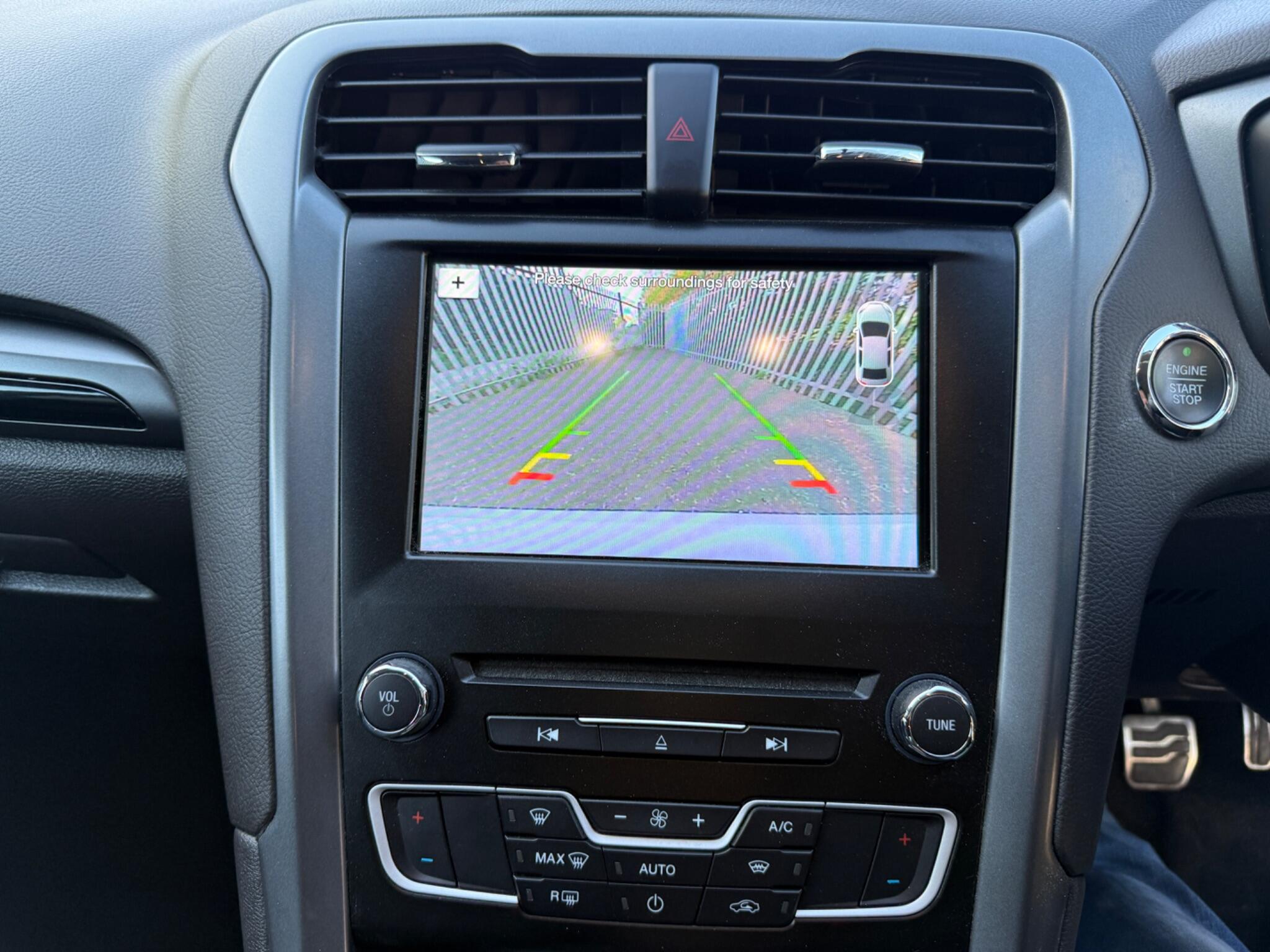 2016 Ford Mondeo image 27