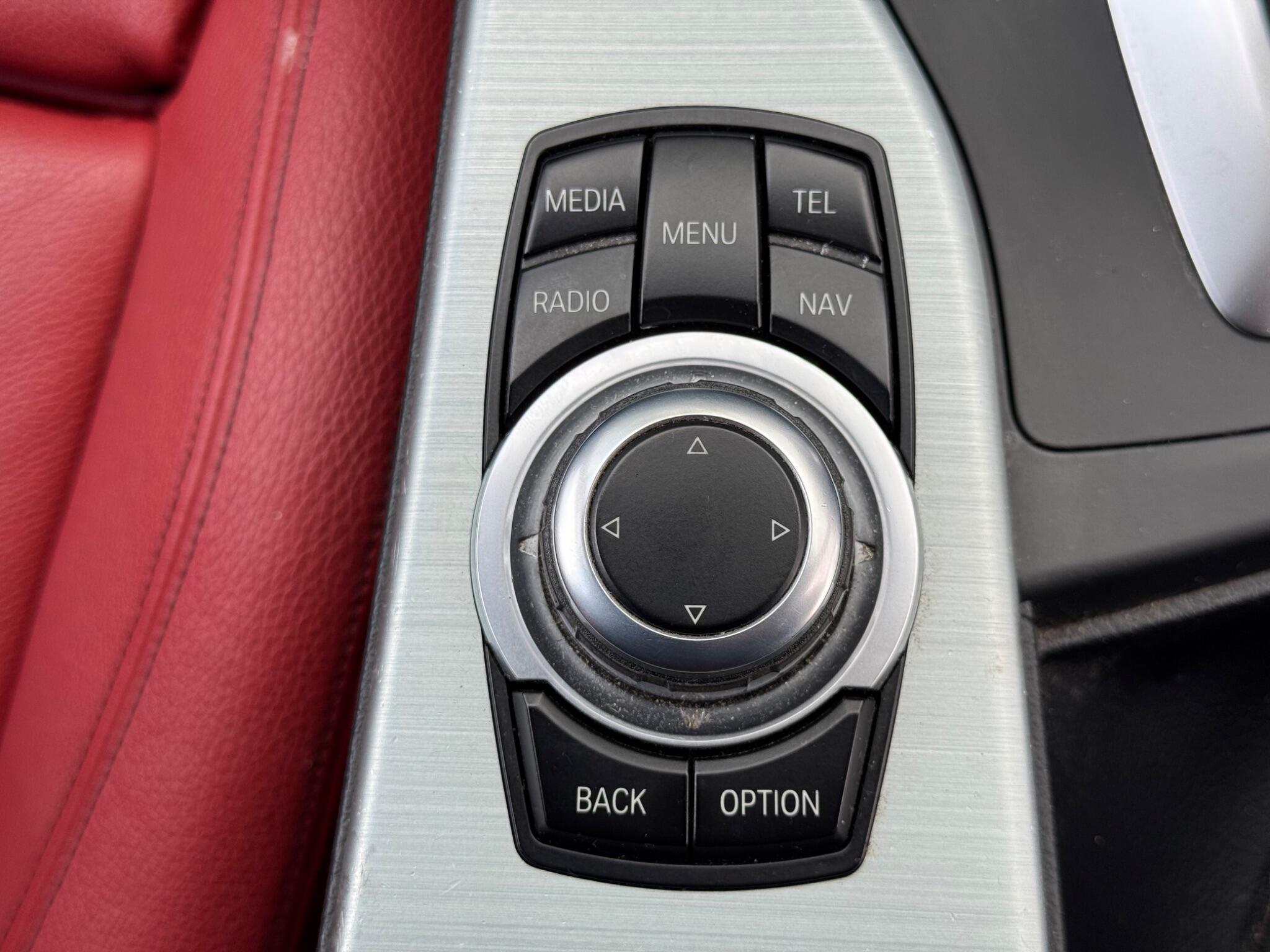 BMW 3 Series view 35