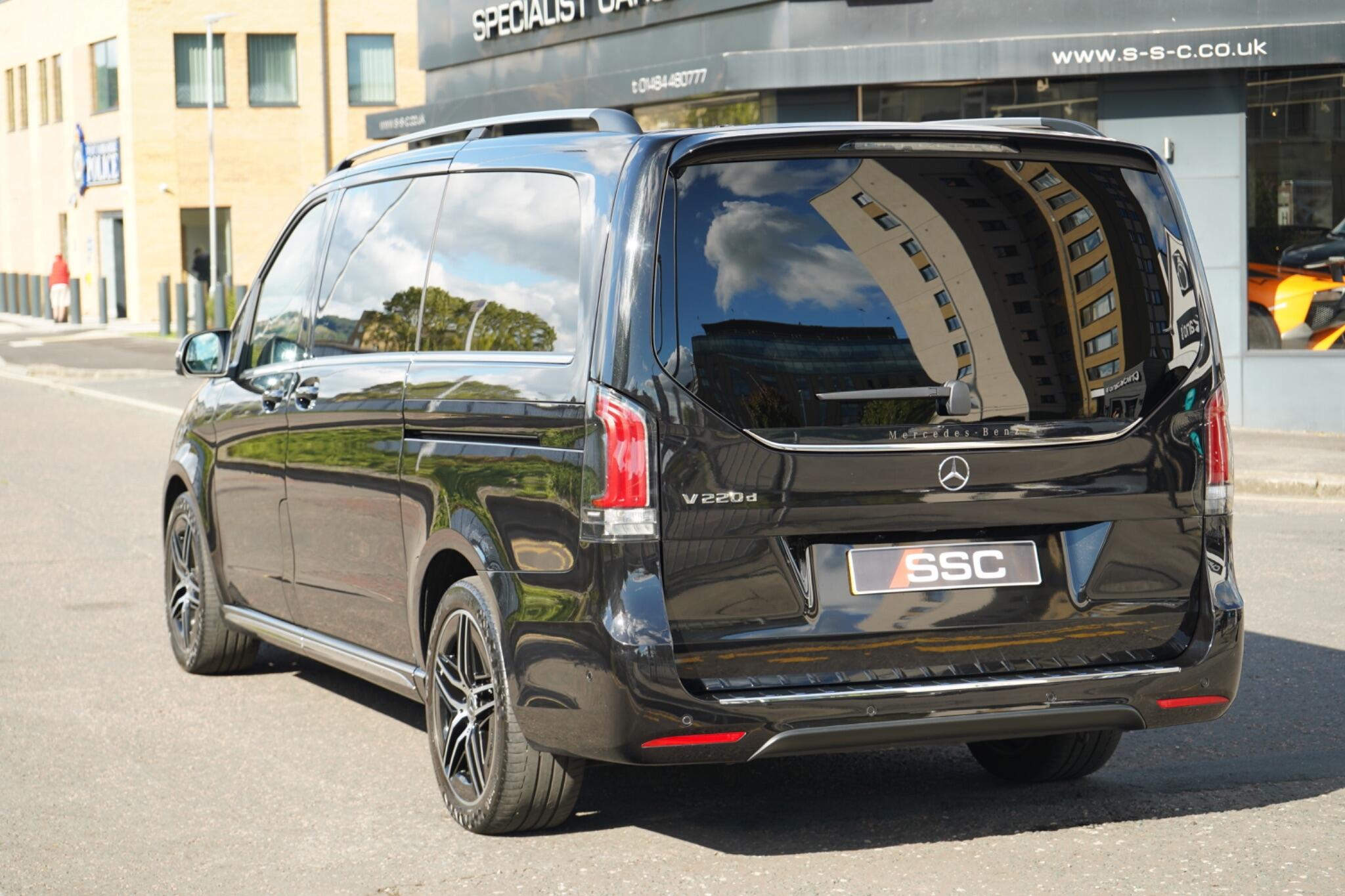 Mercedes-Benz V Class view 11