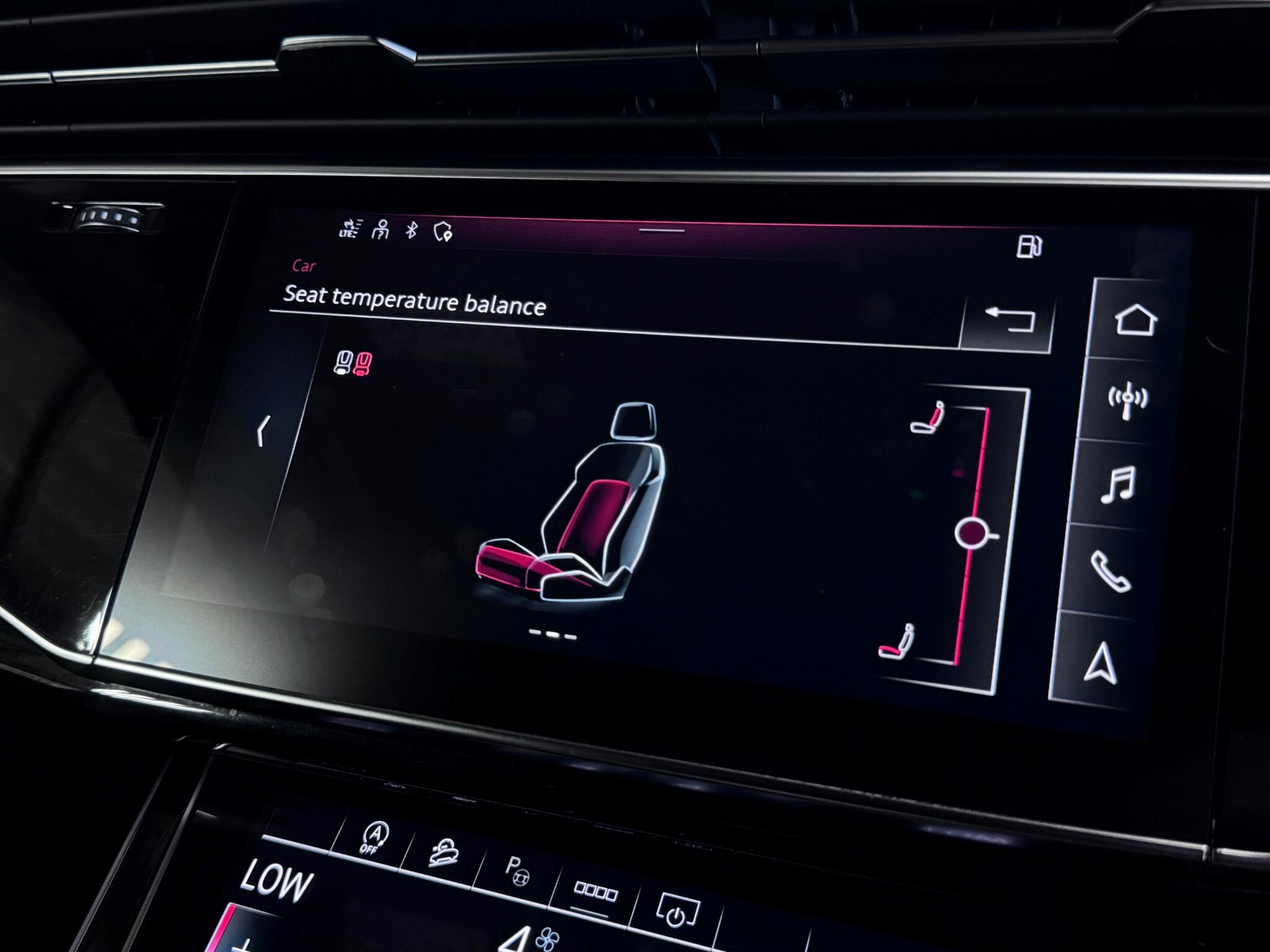 Audi Q8 view 52