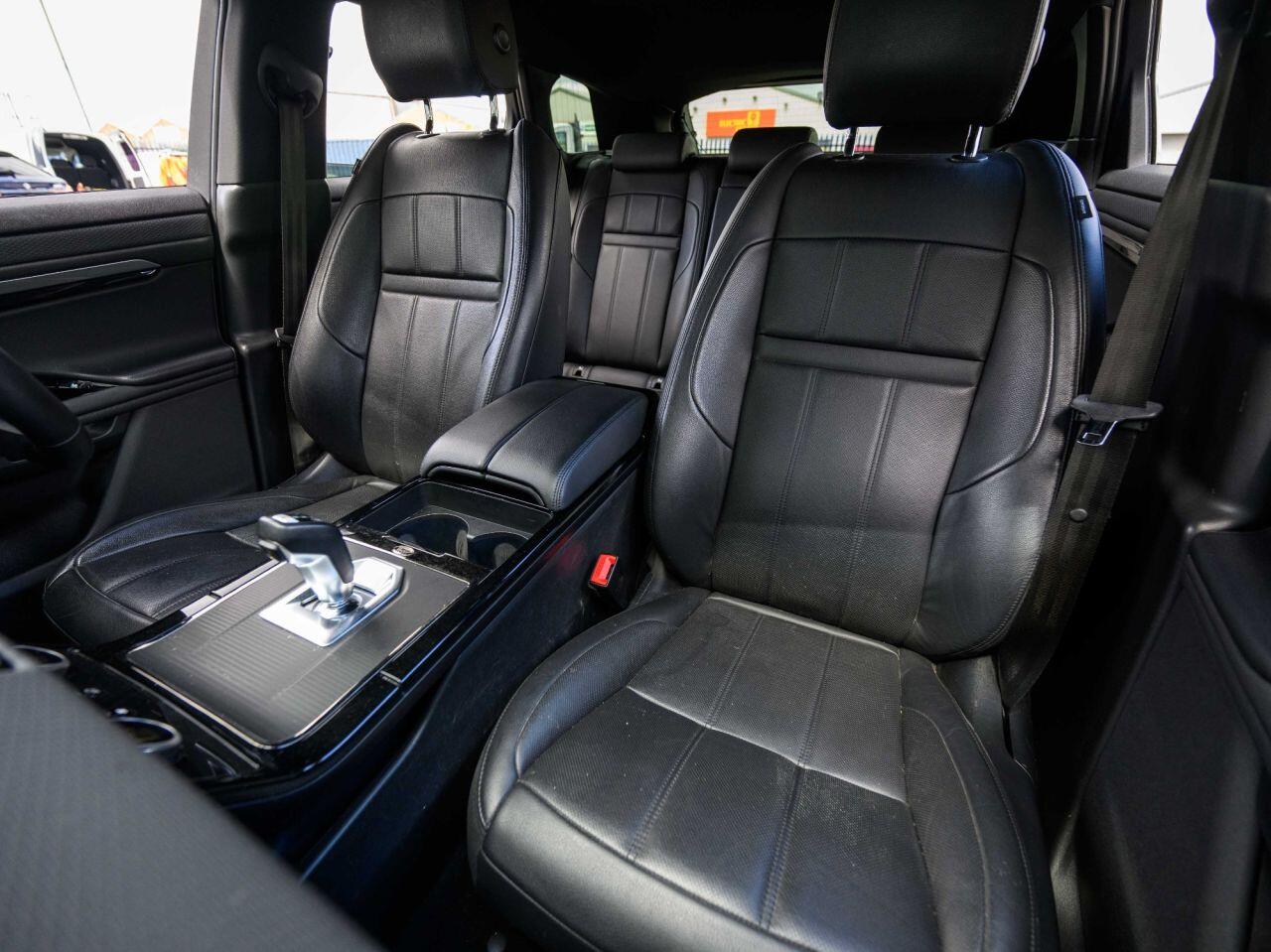 Land Rover Range Rover Evoque view 18